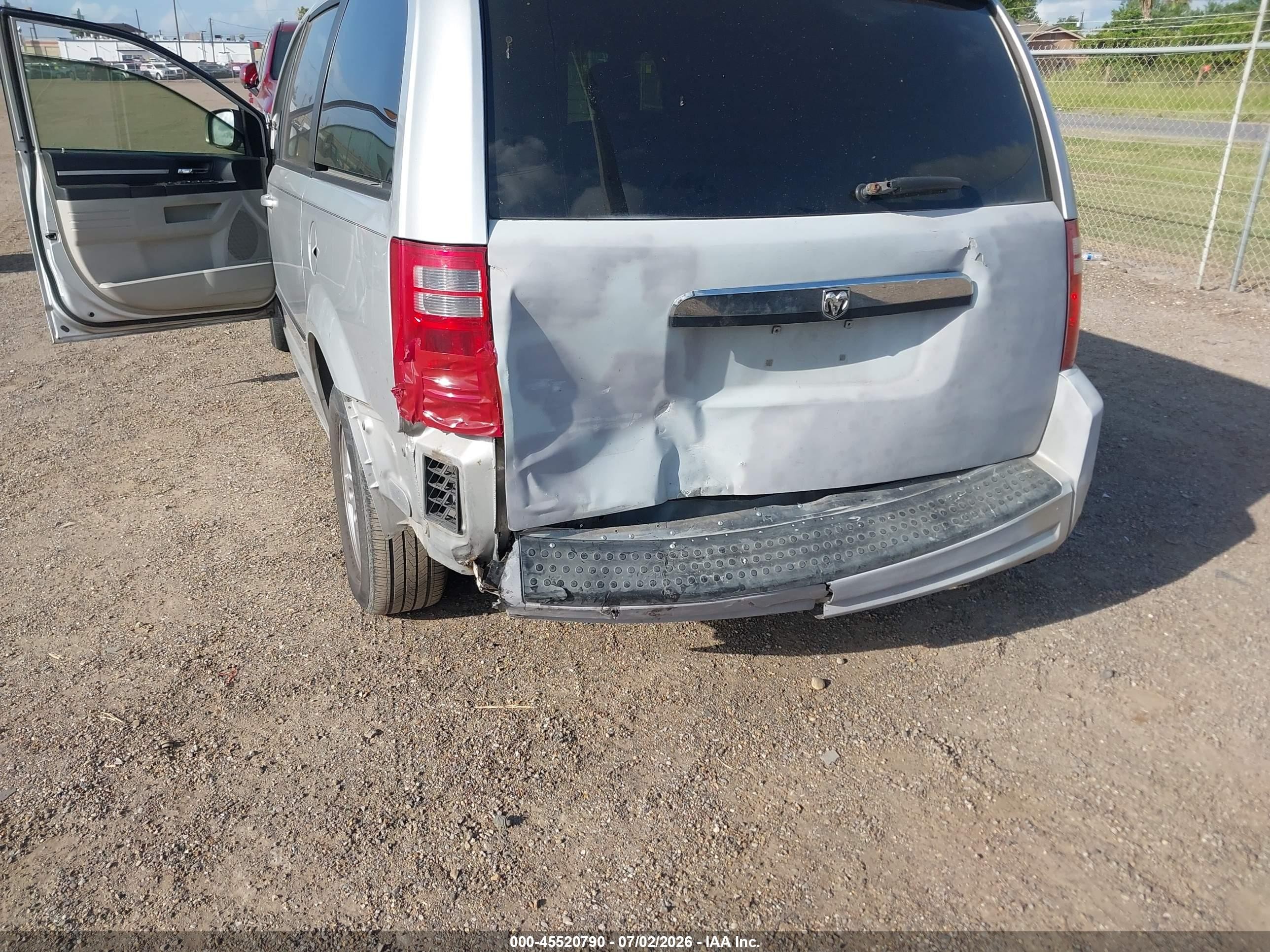 2008 Dodge Grand Caravan Sxt Silver vin: 2D8HN54P38R835277