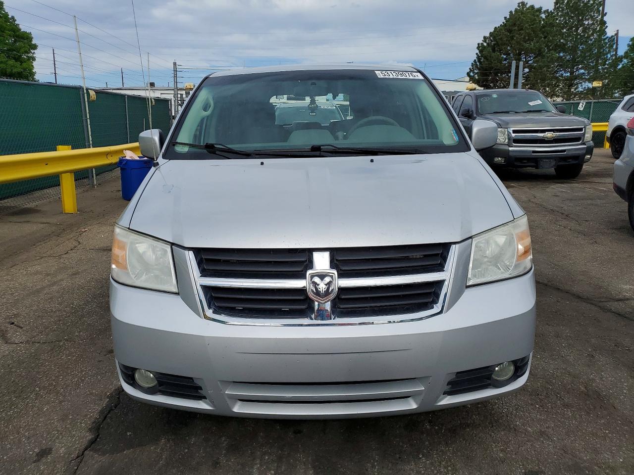 2008 Dodge Grand Caravan Sxt Silver vin: 2D8HN54P48R109718
