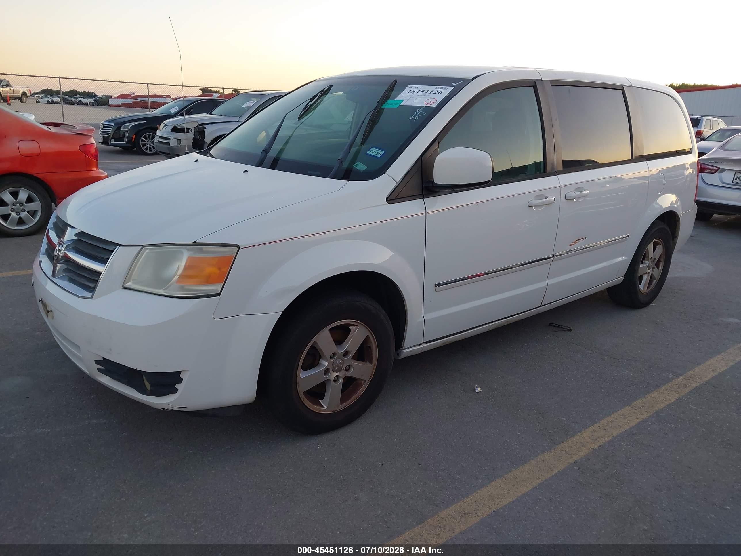2008 Dodge Grand Caravan Sxt White vin: 2D8HN54P58R814169