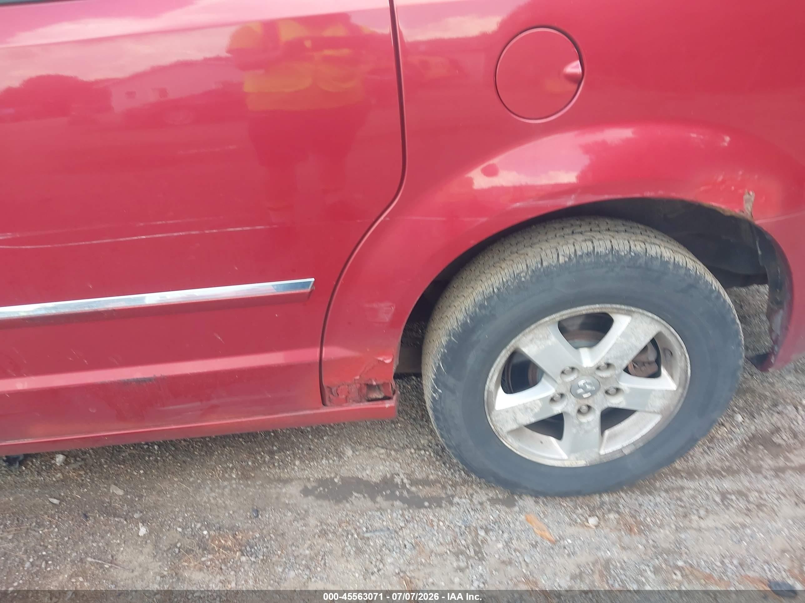 2008 Dodge Grand Caravan Sxt Maroon vin: 2D8HN54P58R835636