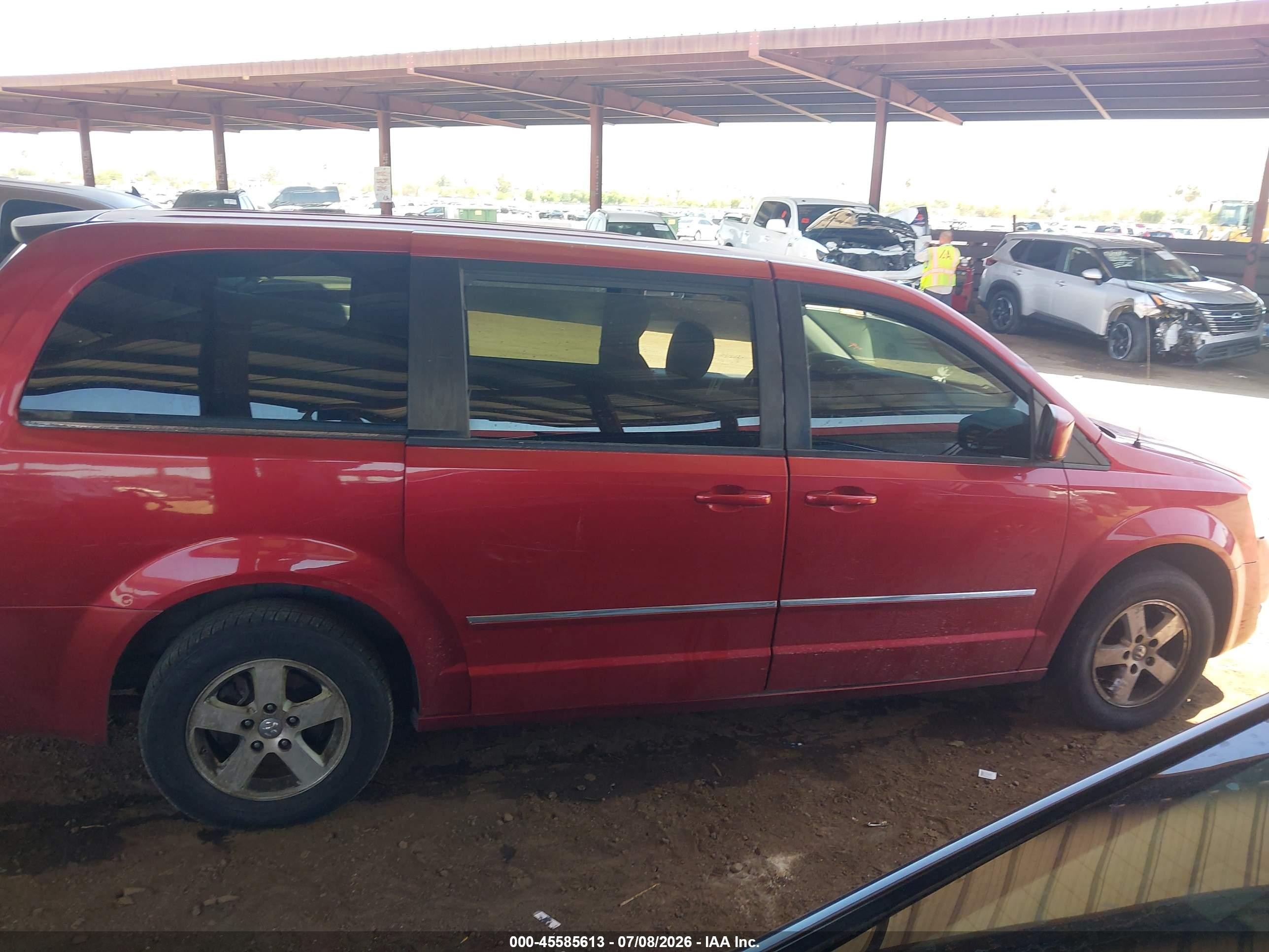 2008 Dodge Grand Caravan Sxt Red vin: 2D8HN54P78R655476