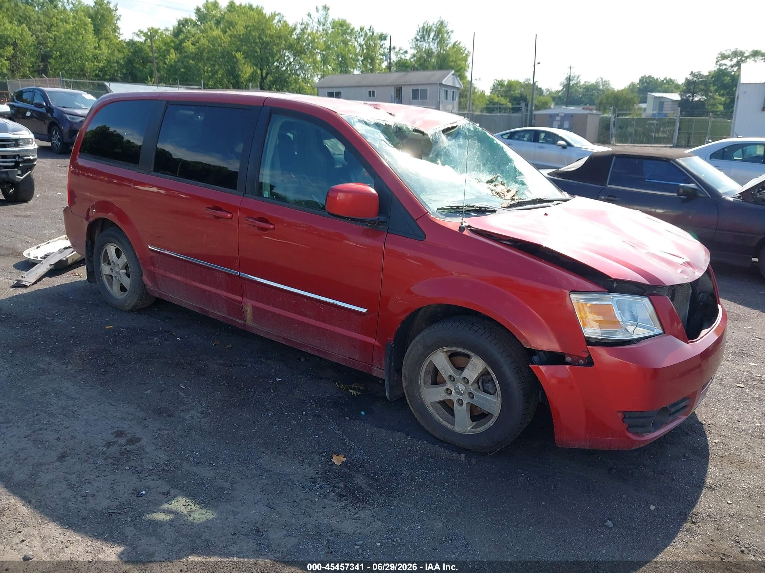 2008 Dodge Grand Caravan Sxt Red vin: 2D8HN54P88R131205