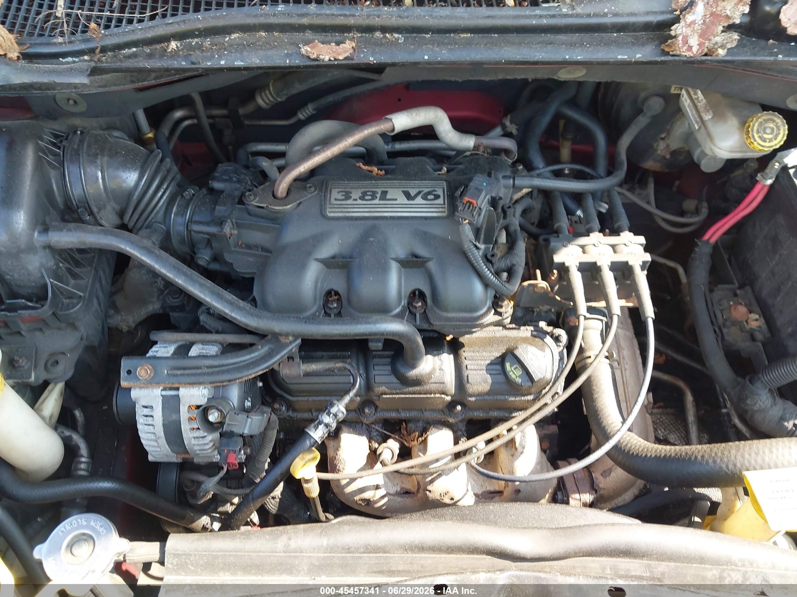 2008 Dodge Grand Caravan Sxt Red vin: 2D8HN54P88R131205