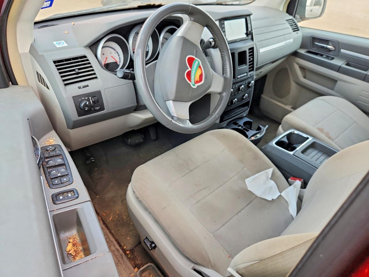 2008 Dodge Grand Caravan Sxt Red vin: 2D8HN54P88R152538