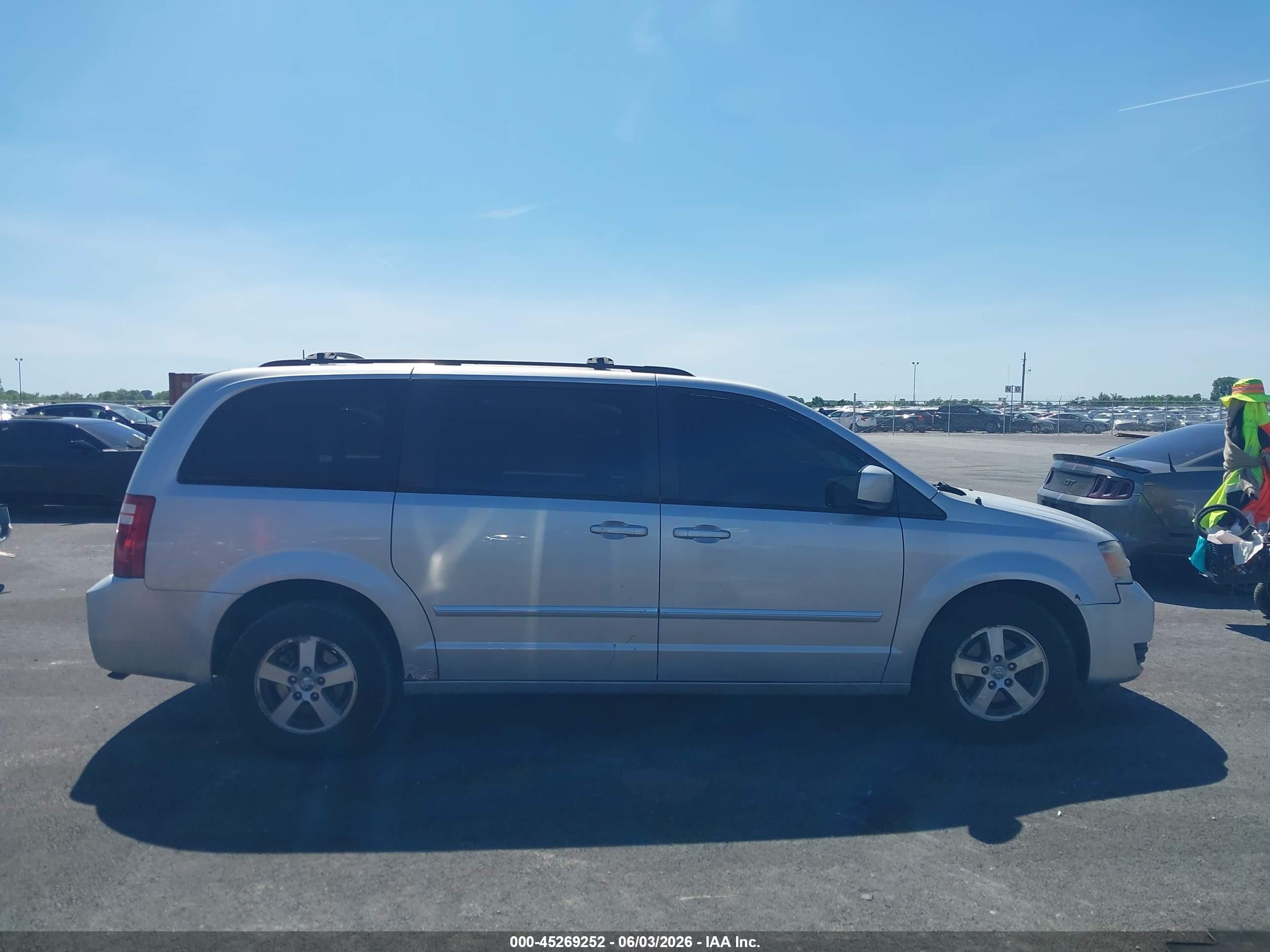 2008 Dodge Grand Caravan Sxt Black vin: 2D8HN54P98R626156