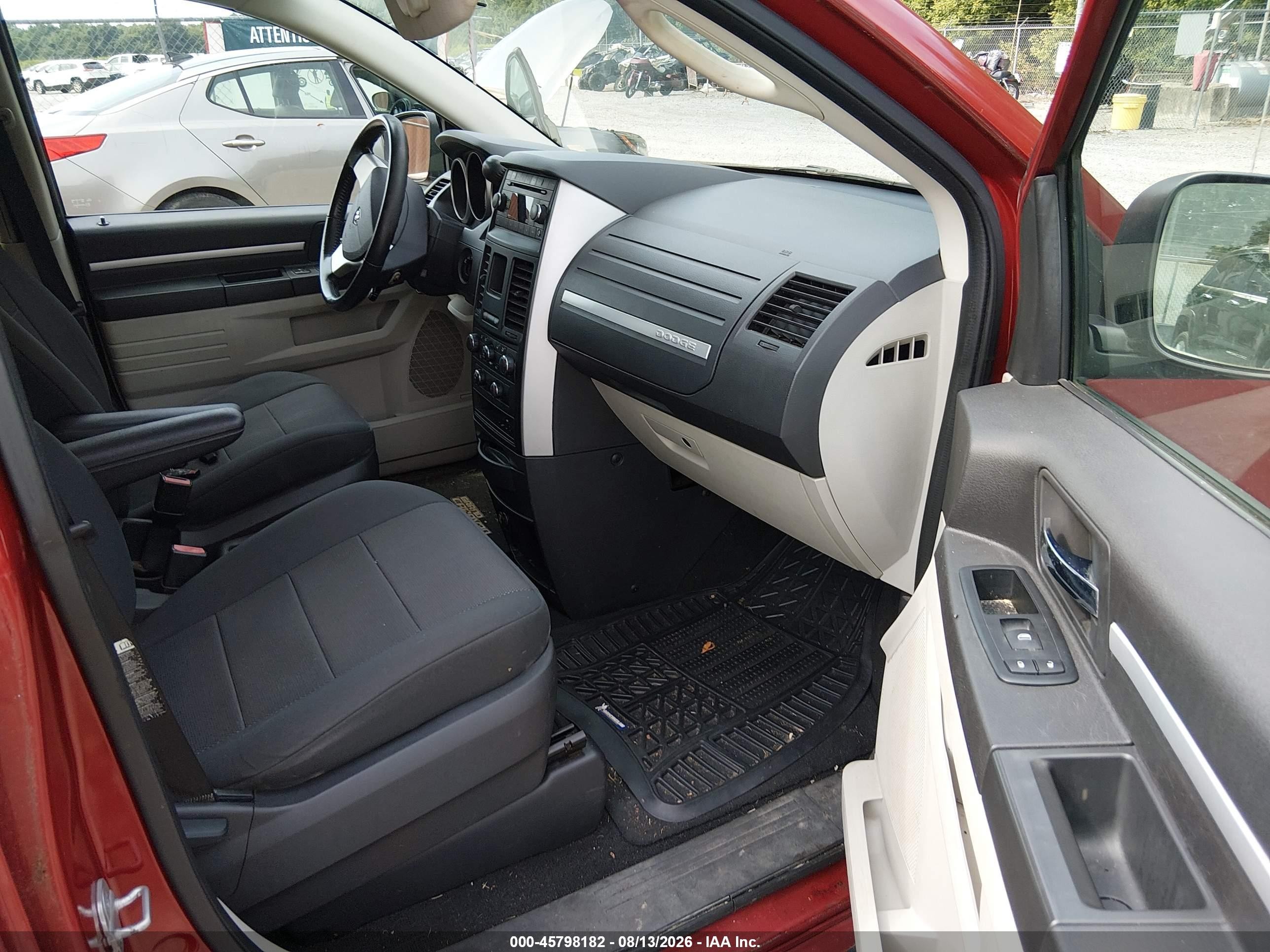 2008 Dodge Grand Caravan Sxt Red vin: 2D8HN54PX8R120447