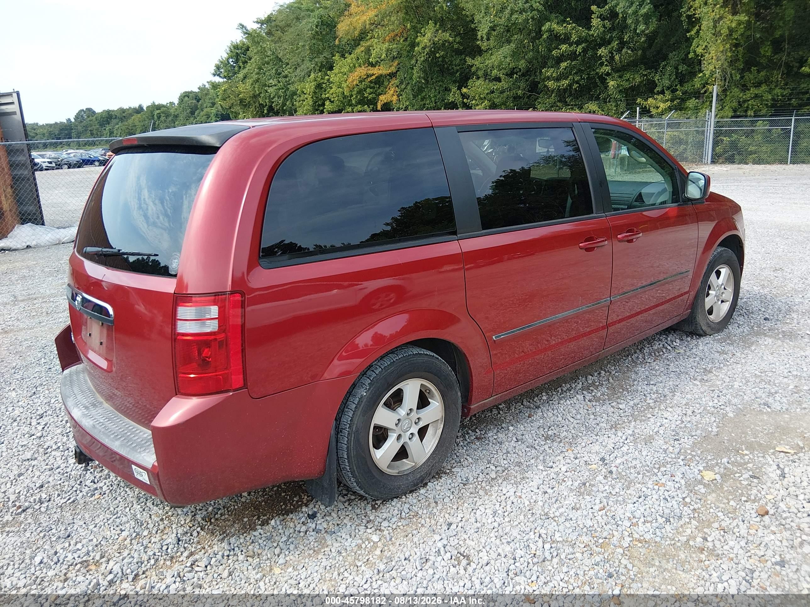 2008 Dodge Grand Caravan Sxt Red vin: 2D8HN54PX8R120447