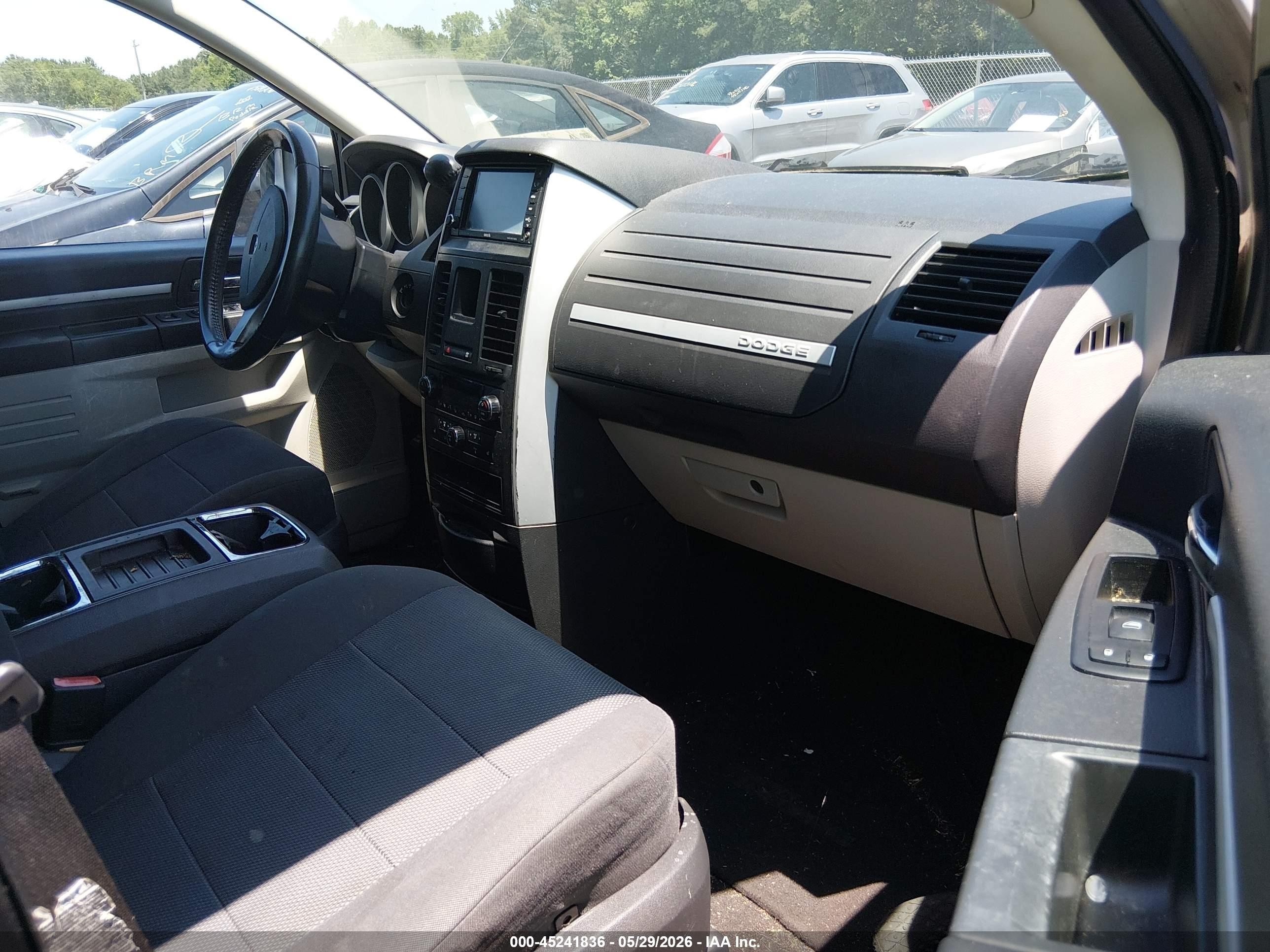 2008 Dodge Grand Caravan Sxt Золотой vin: 2D8HN54X08R685435