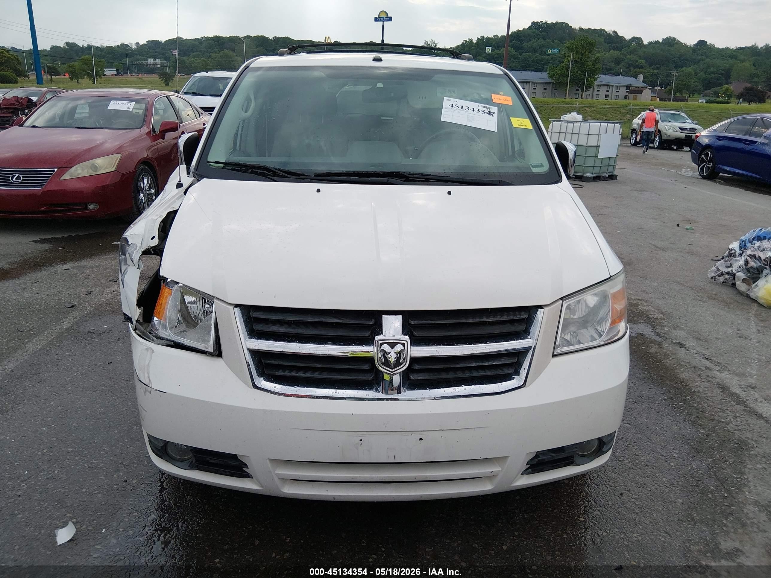 2008 Dodge Grand Caravan Sxt White vin: 2D8HN54X38R723580