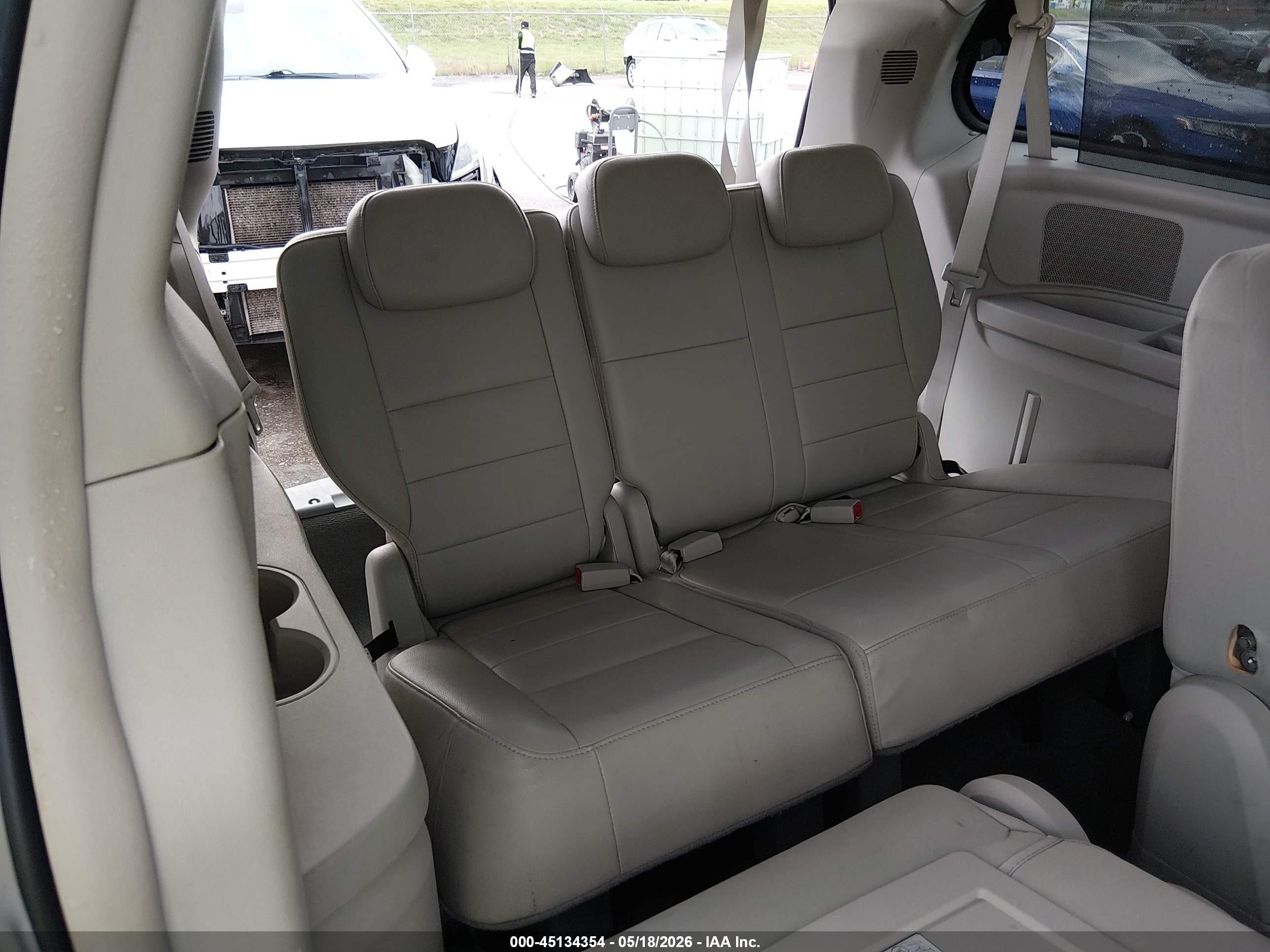 2008 Dodge Grand Caravan Sxt White vin: 2D8HN54X38R723580