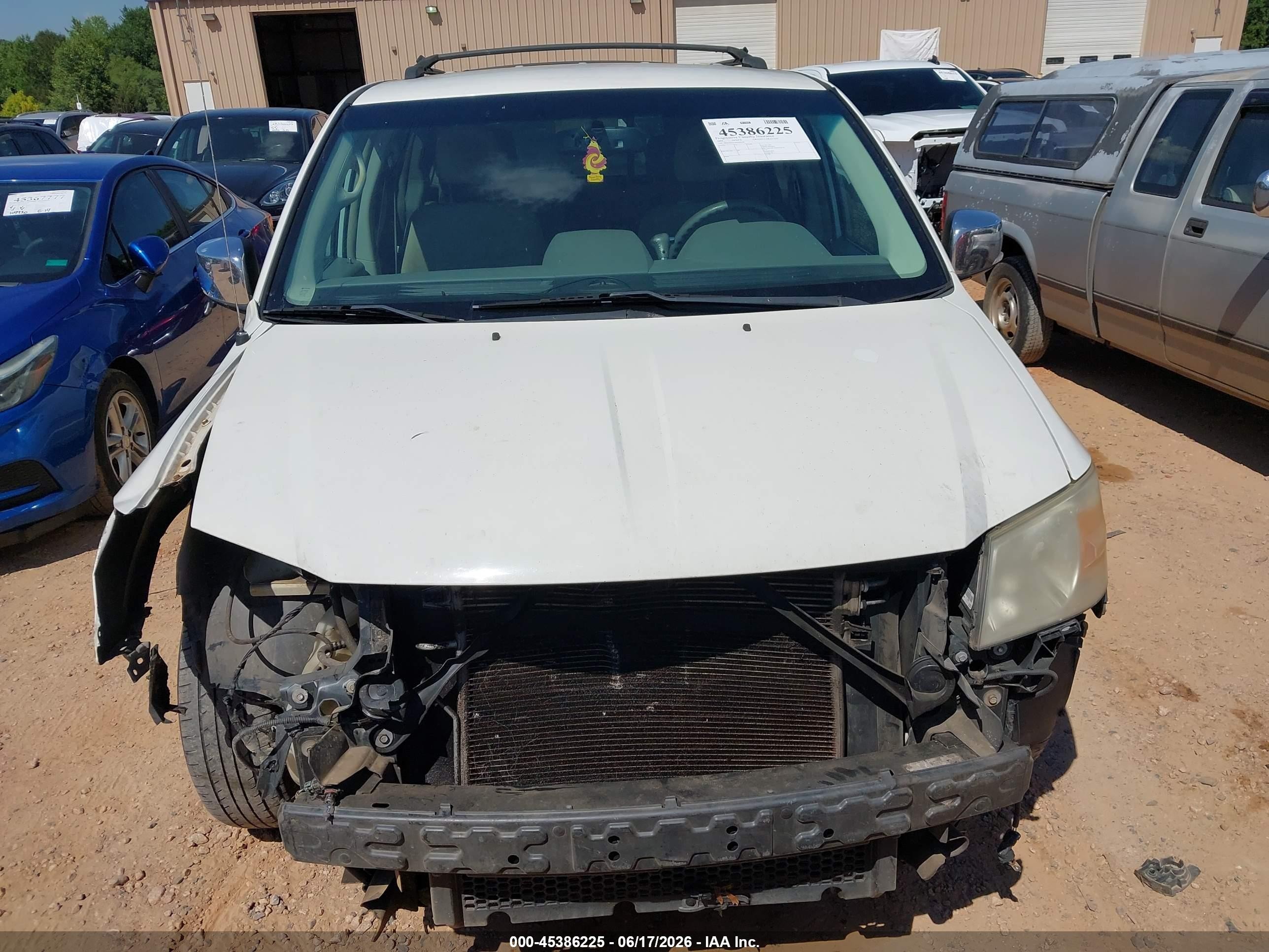 2008 Dodge Grand Caravan Sxt Белый vin: 2D8HN54X48R640658
