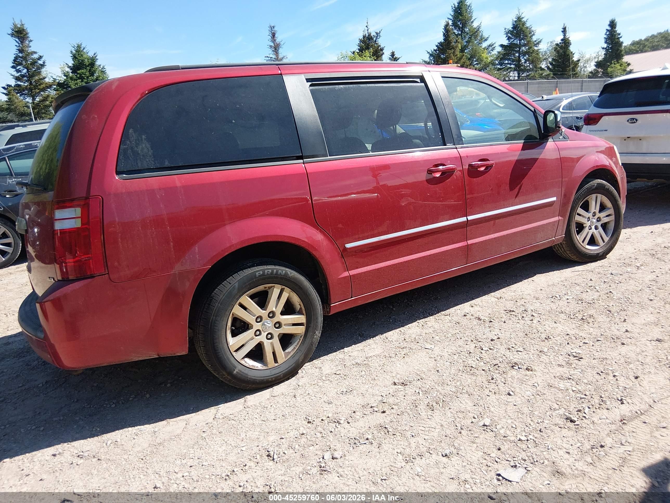 2008 Dodge Grand Caravan Sxt Red vin: 2D8HN54X58R795137