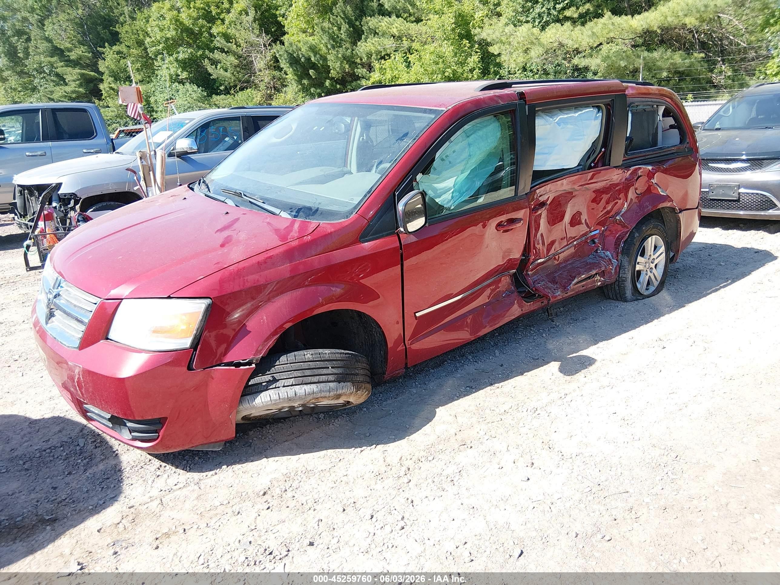 2008 Dodge Grand Caravan Sxt Red vin: 2D8HN54X58R795137