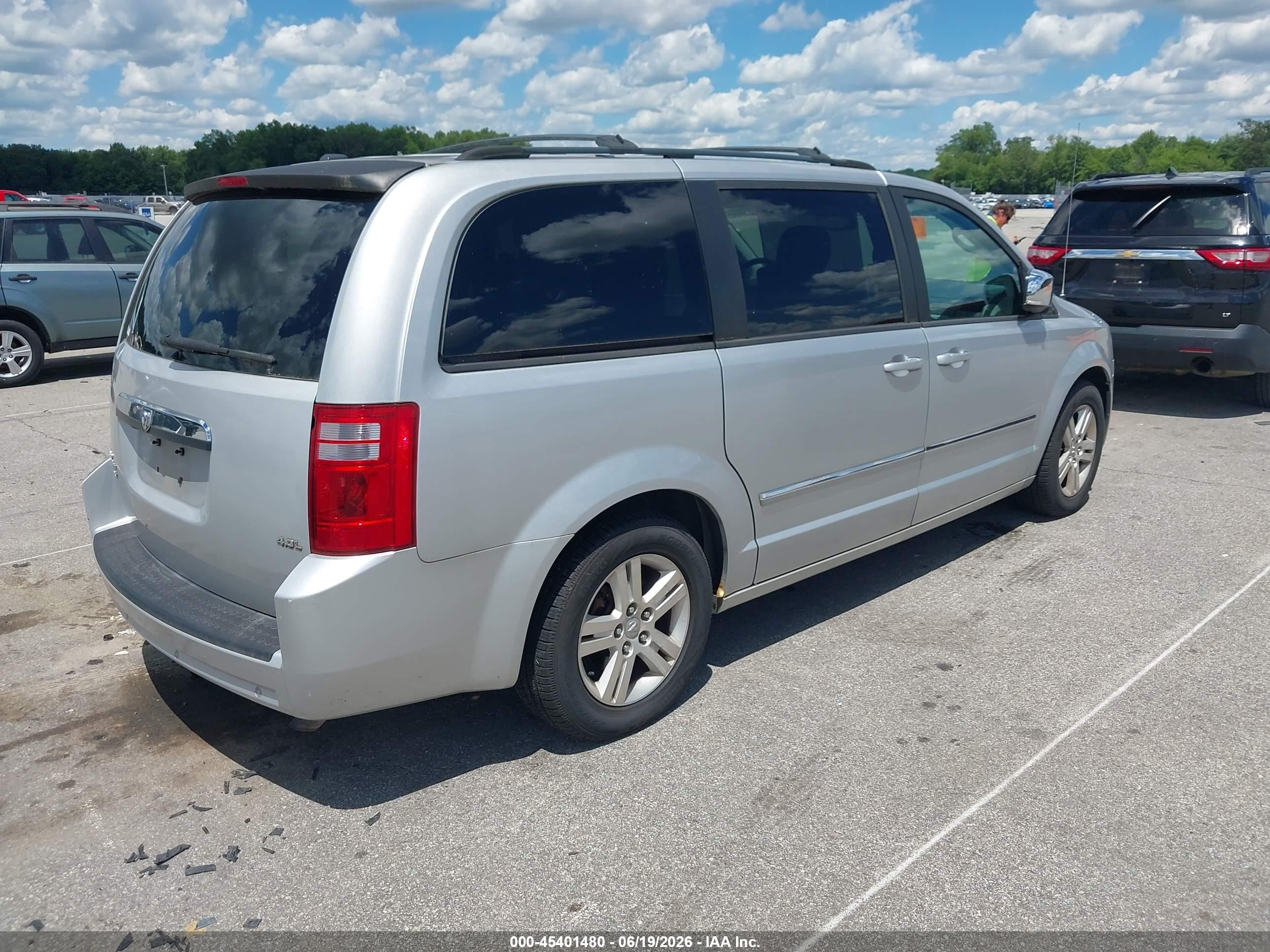 2008 Dodge Grand Caravan Sxt Silver vin: 2D8HN54X78R130174