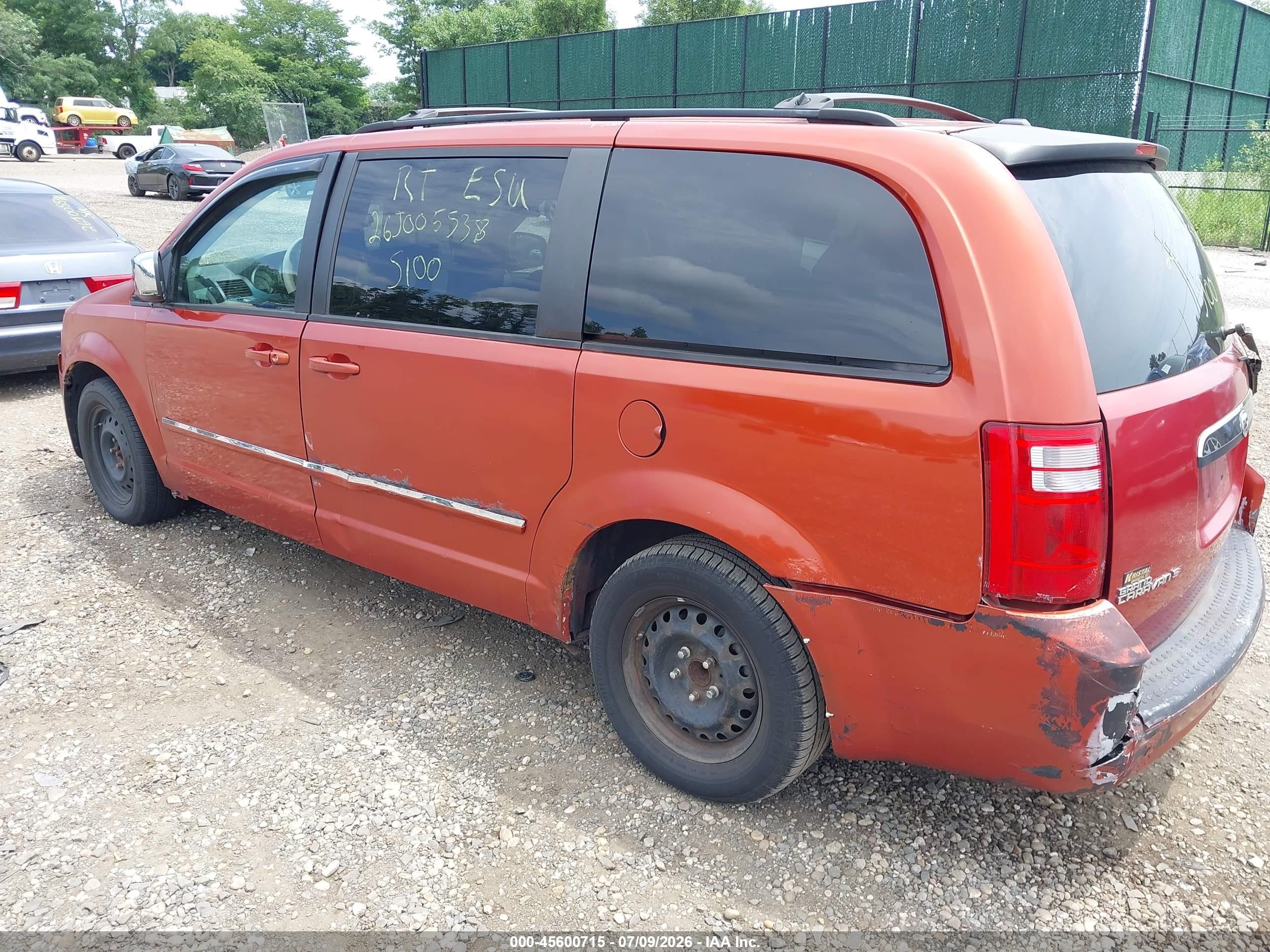 2008 Dodge Grand Caravan Sxt Оранжевый vin: 2D8HN54X88R674084