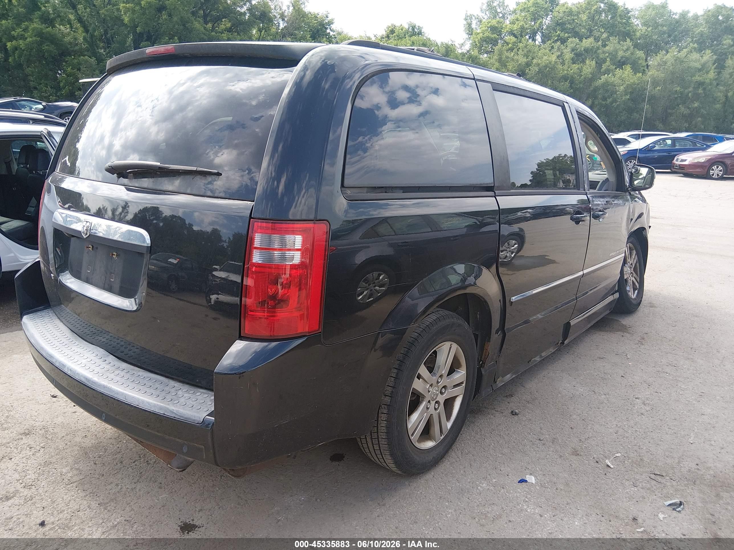 2008 Dodge Grand Caravan Sxt Черный vin: 2D8HN54X98R809234
