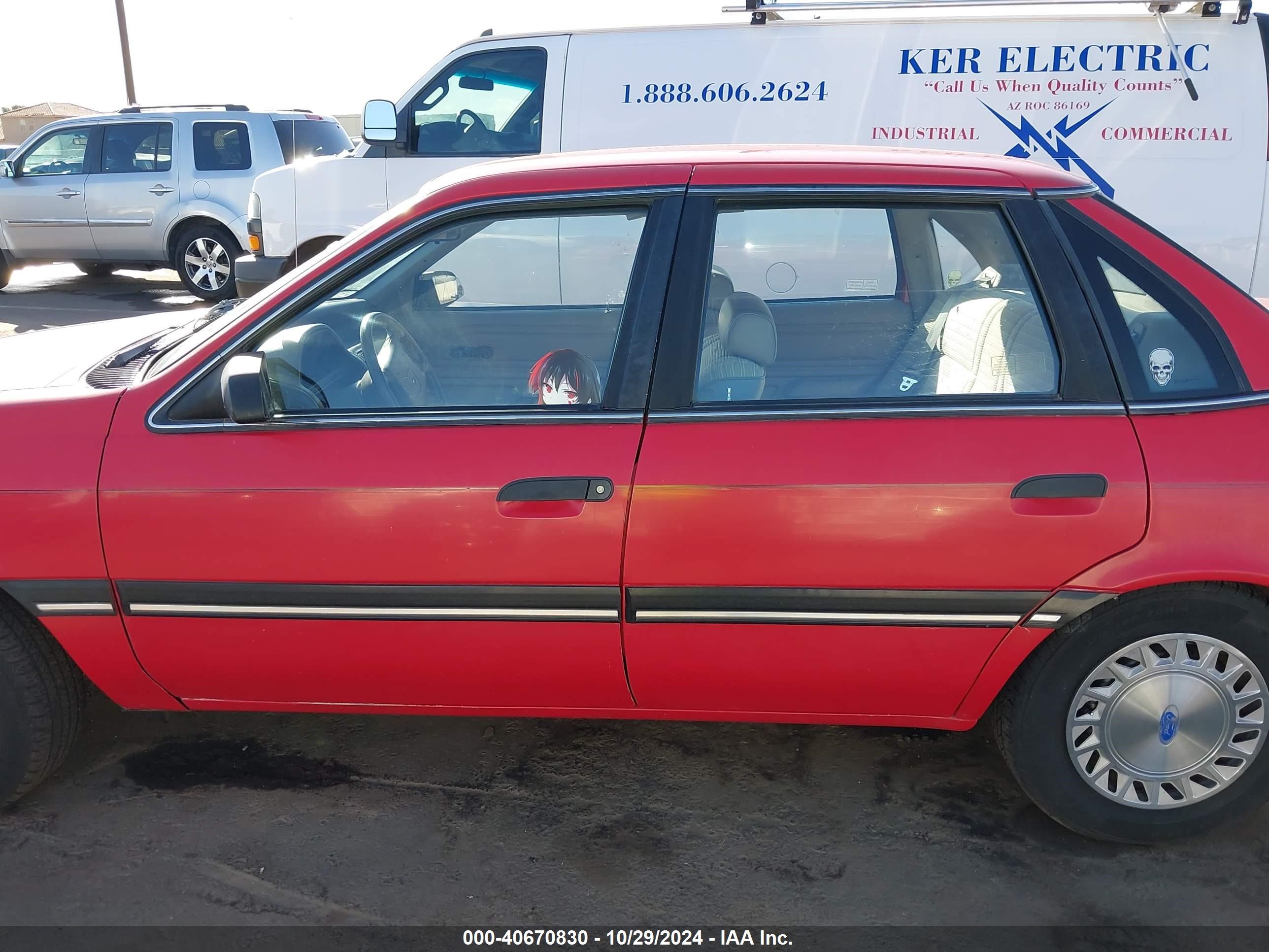 1991 Ford Tempo L Red vin: 2FABP35X8MB192984