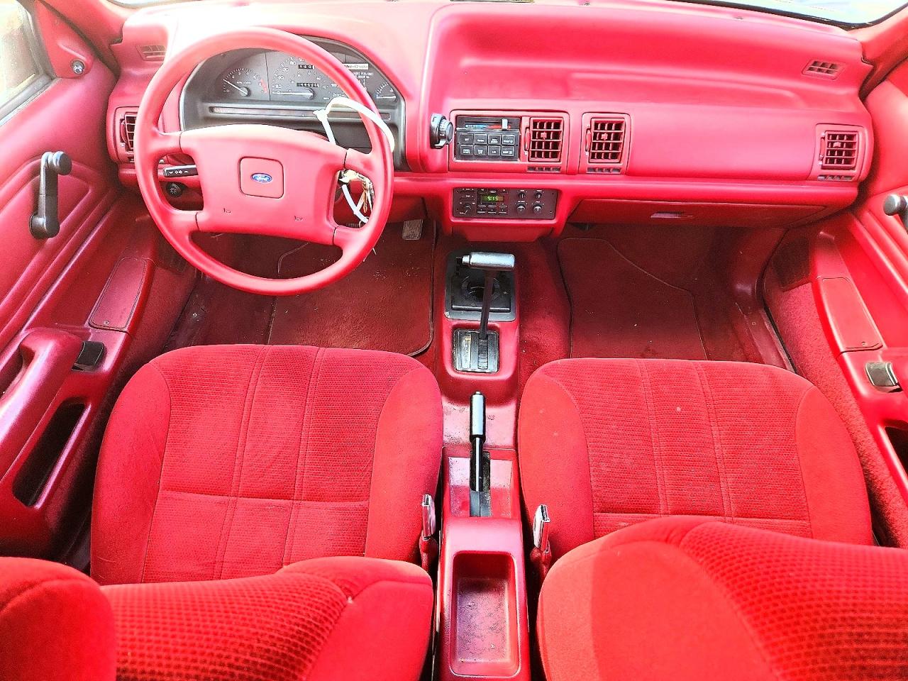 1993 Ford Tempo Gl Серебряный vin: 2FABP36X0PB162879
