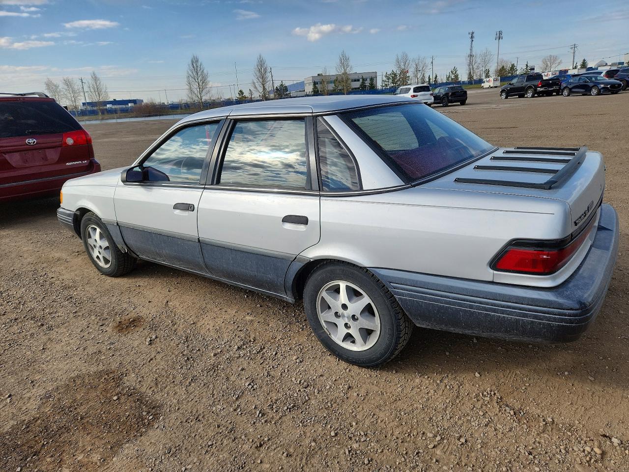 1993 Ford Tempo Gl Серебряный vin: 2FABP36X0PB162879