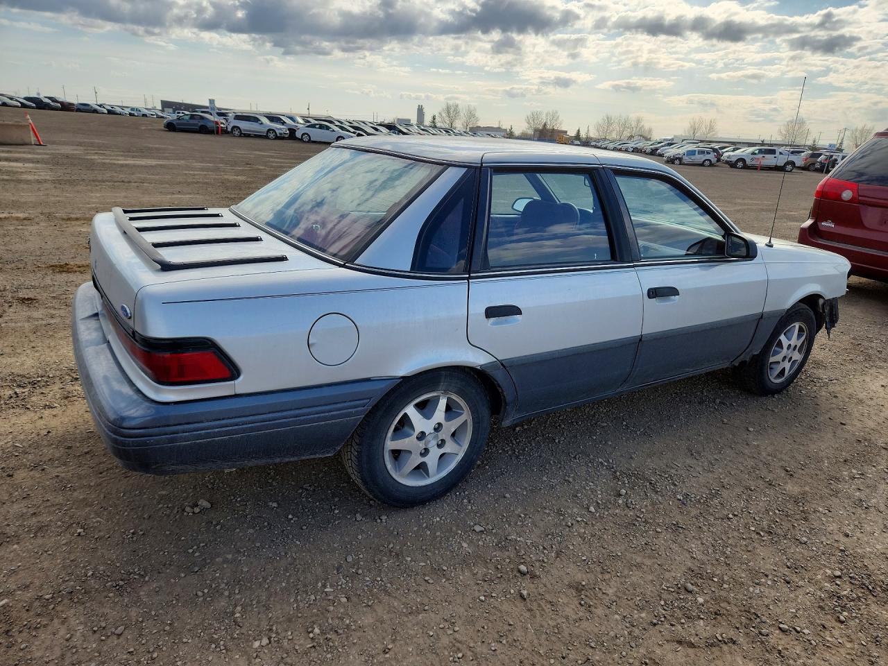 1993 Ford Tempo Gl Серебряный vin: 2FABP36X0PB162879