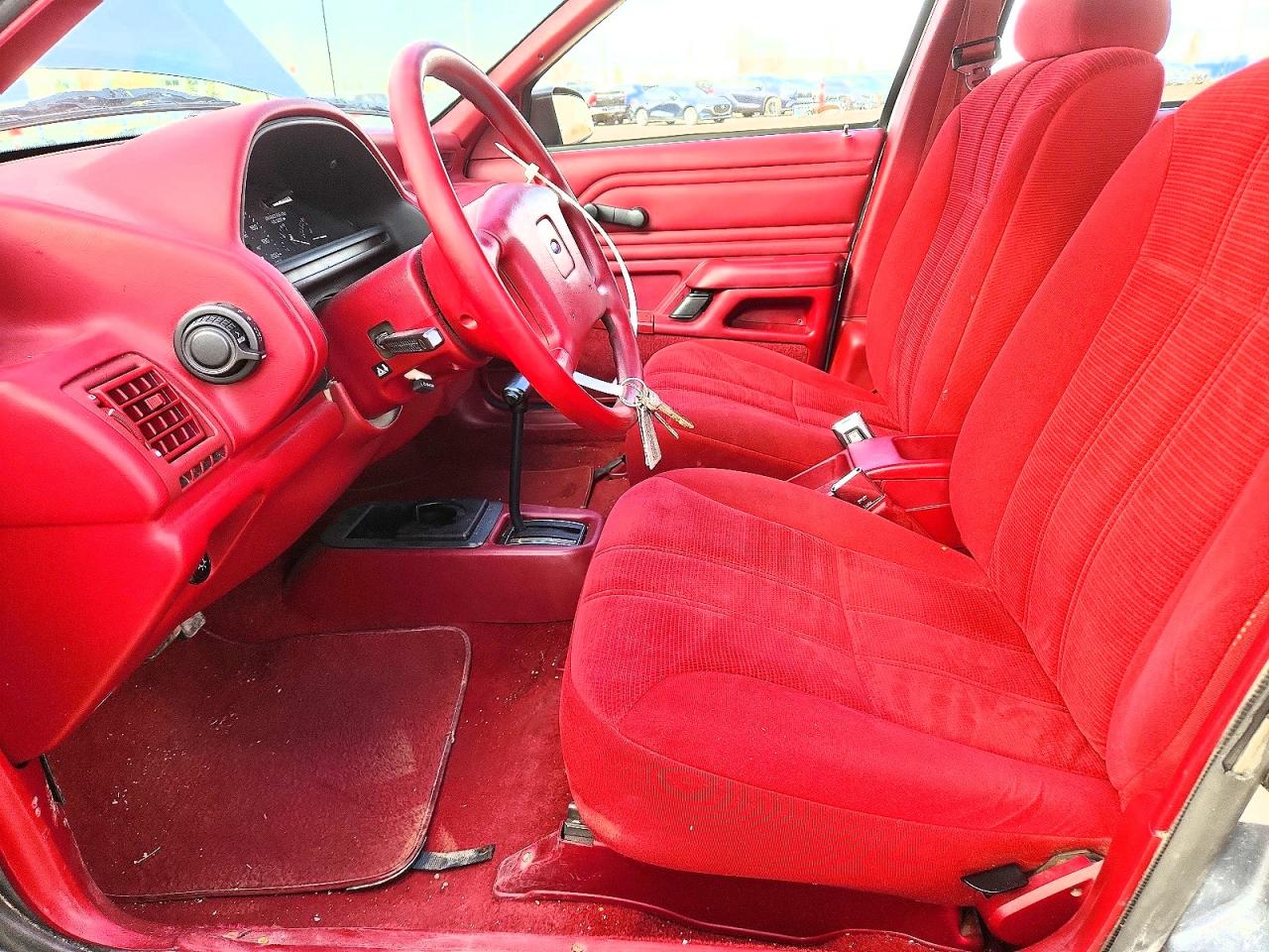 1993 Ford Tempo Gl Серебряный vin: 2FABP36X0PB162879