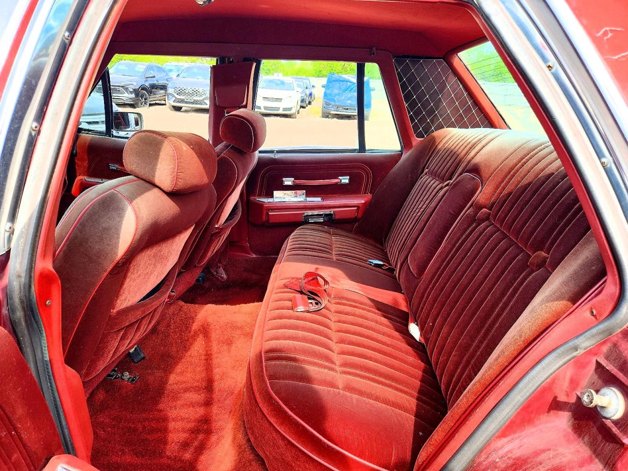 1985 Ford Ltd Crown Victoria Бордовый vin: 2FABP43F6FX145930