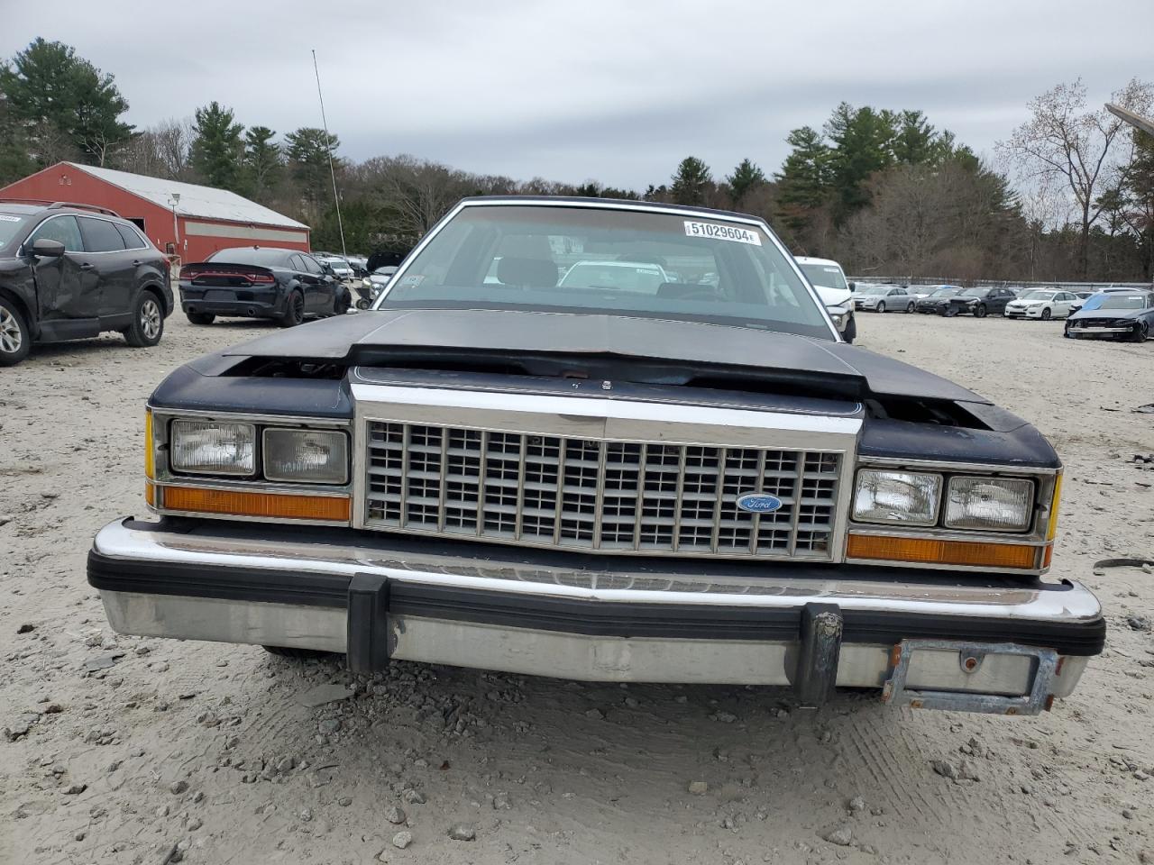 1987 Ford Crown Victoria  Blue vin: 2FABP70FXHX192869