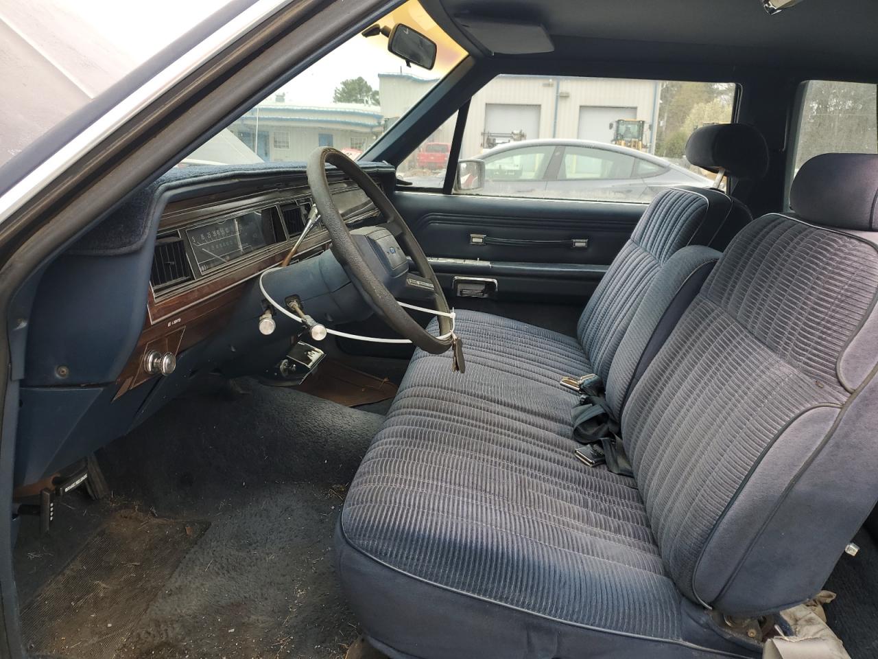 1987 Ford Crown Victoria  Blue vin: 2FABP70FXHX192869