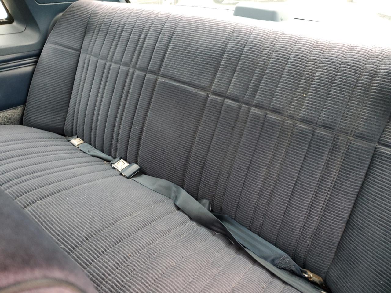 1987 Ford Crown Victoria  Blue vin: 2FABP70FXHX192869