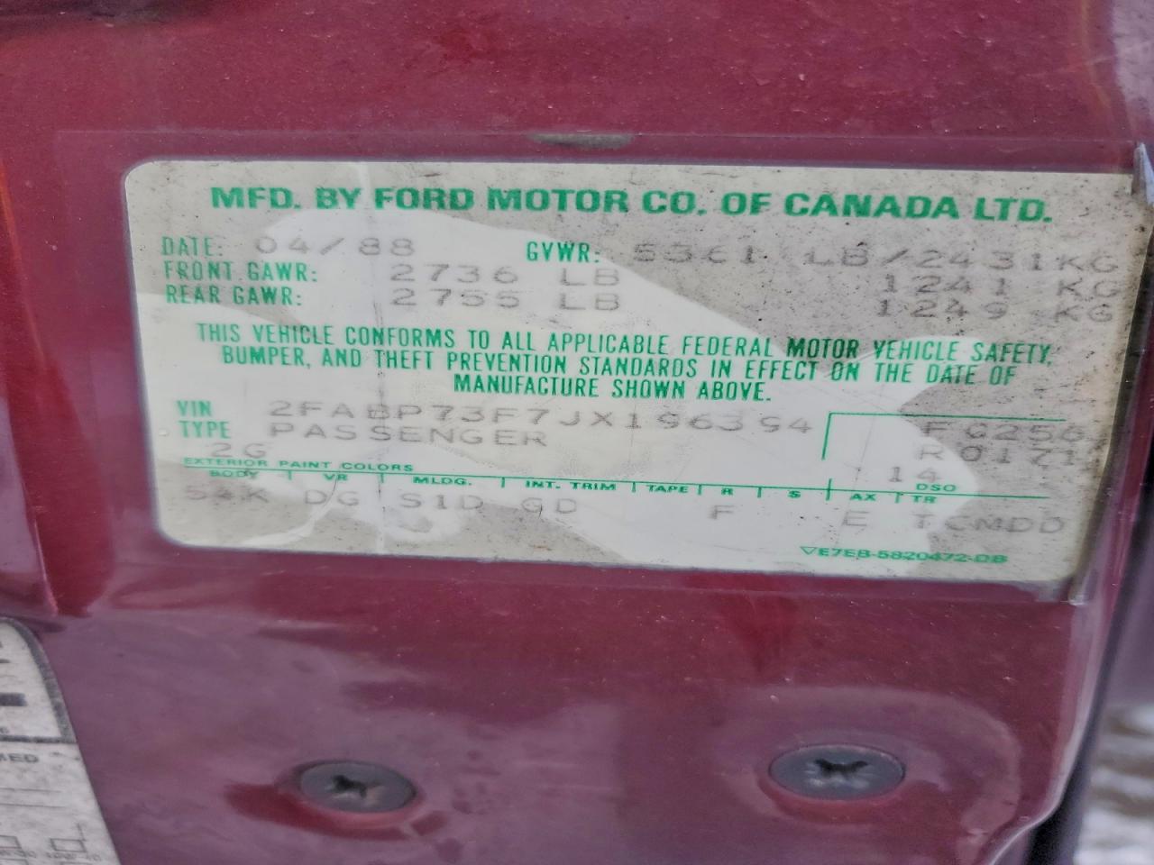 1988 Ford Crown Victoria Maroon vin: 2FABP73F7JX196394