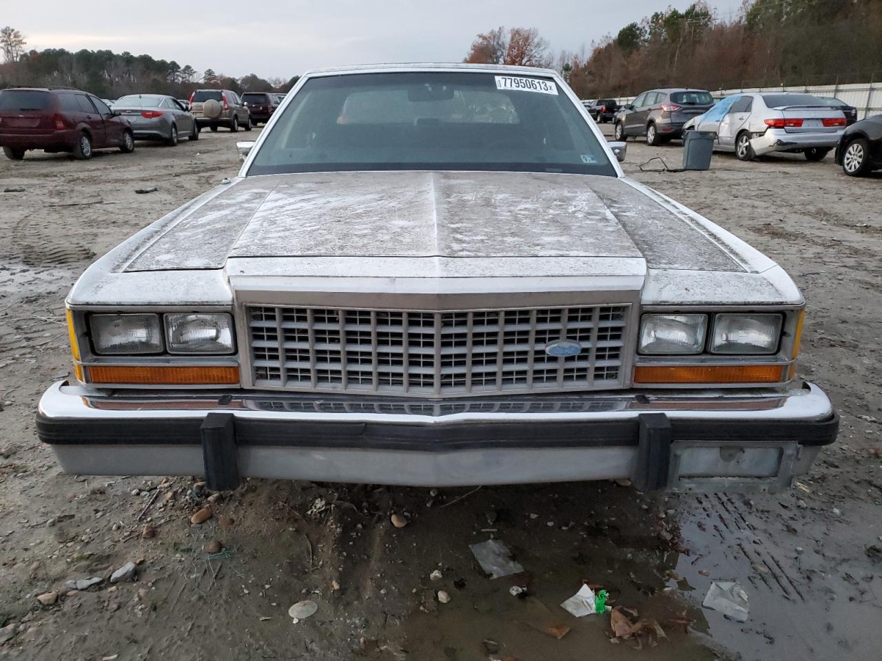 1987 Ford Crown Victoria Lx White vin: 2FABP74F2HX103807