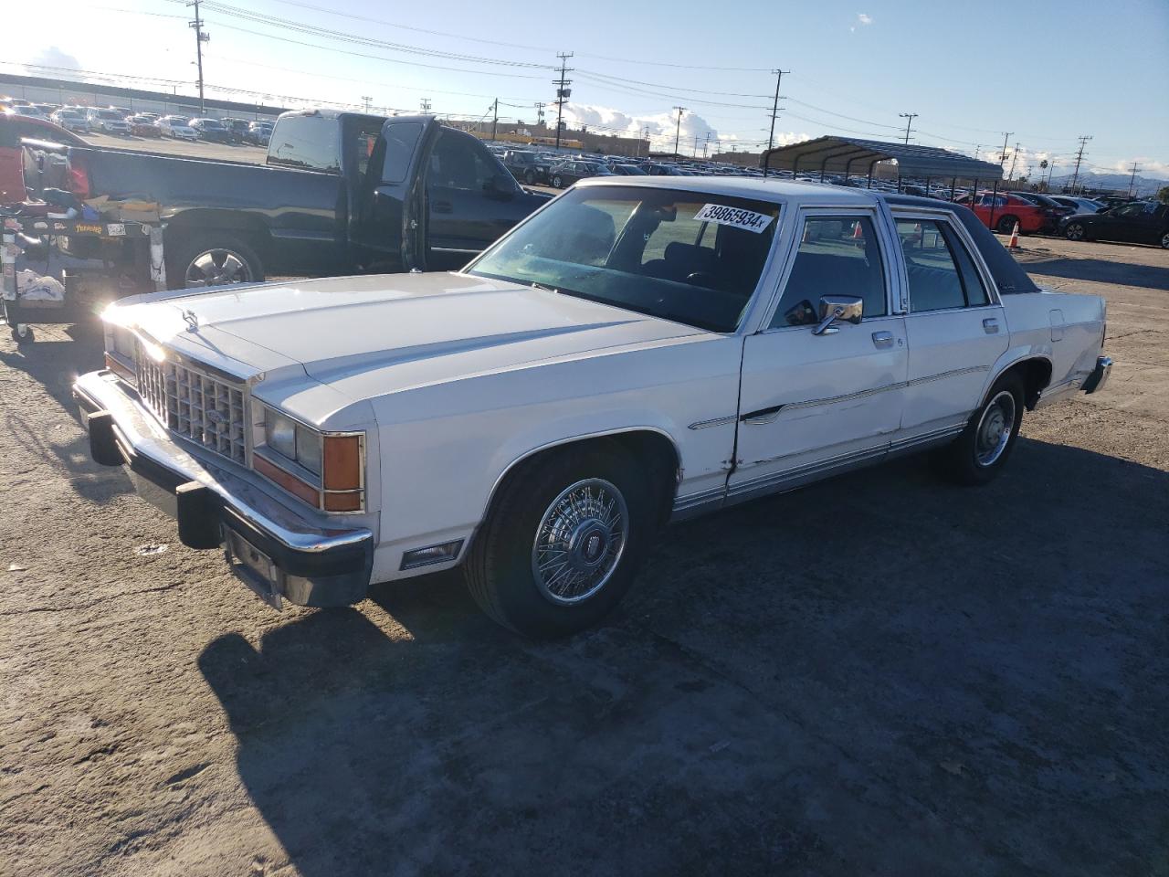 1987 Ford Crown Victoria Lx White vin: 2FABP74F5HX132461