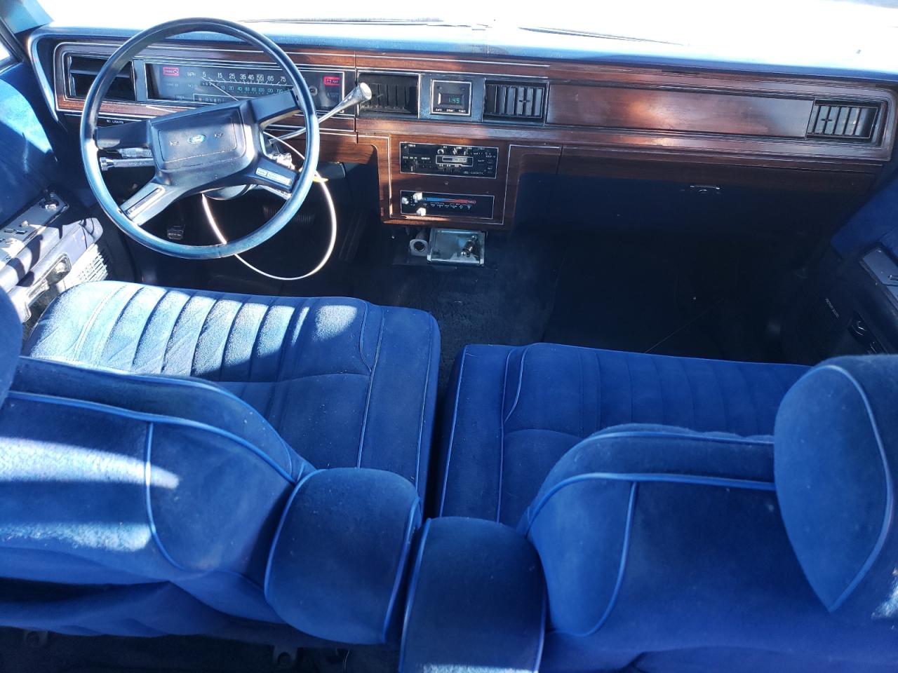 1987 Ford Crown Victoria Lx Белый vin: 2FABP74F5HX132461