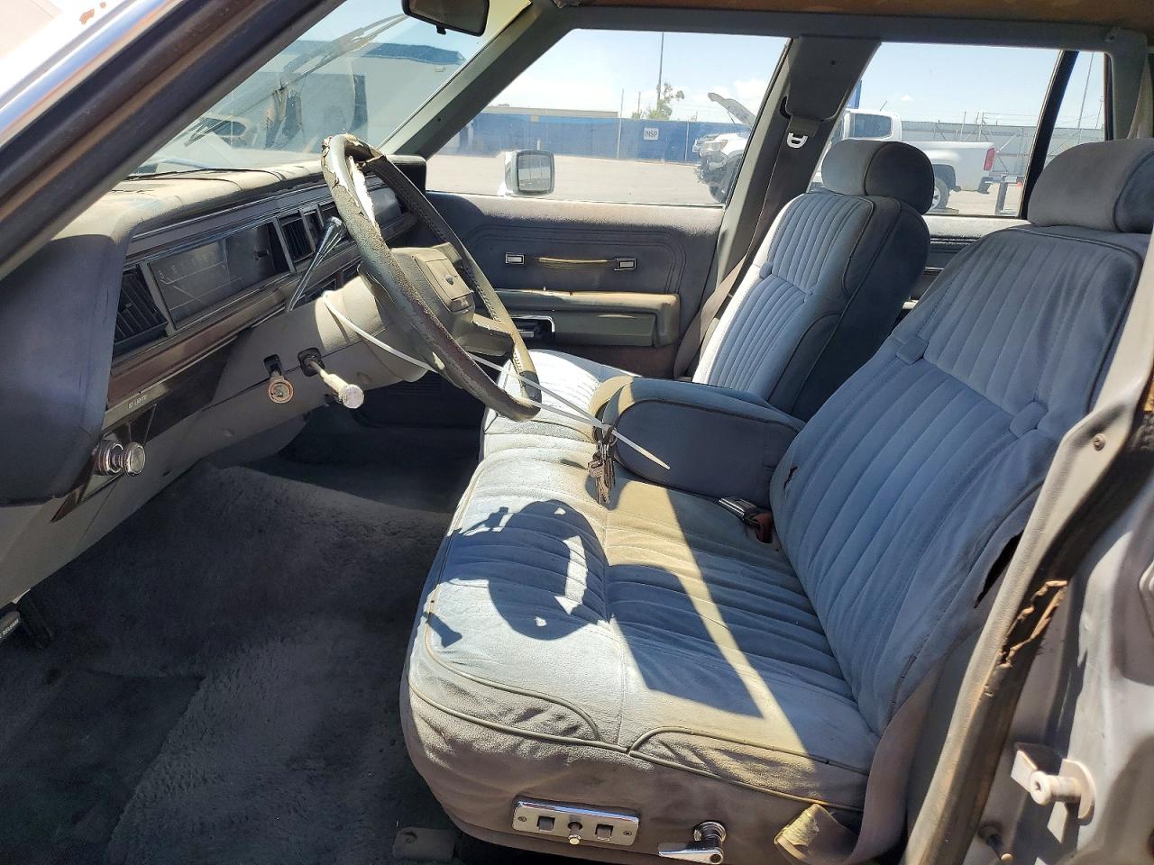 1987 Ford Crown Victoria Lx Silver vin: 2FABP74F5HX145498