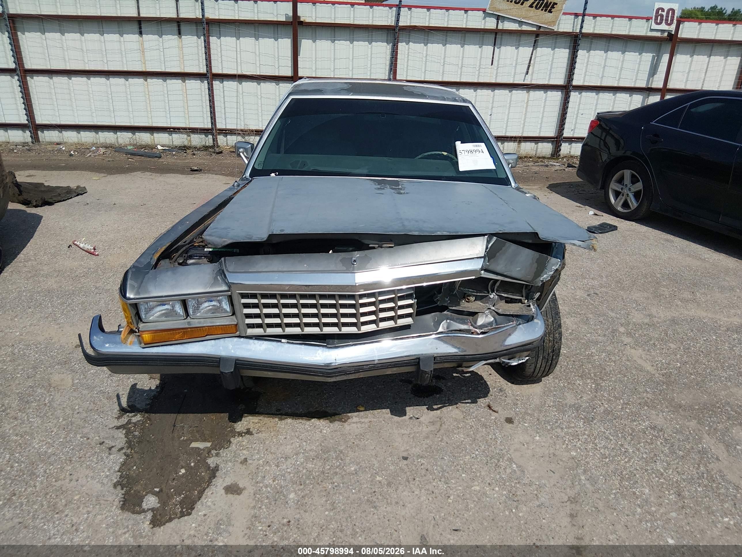 1987 Ford Crown Victoria Lx Gray vin: 2FABP74F7HX100773