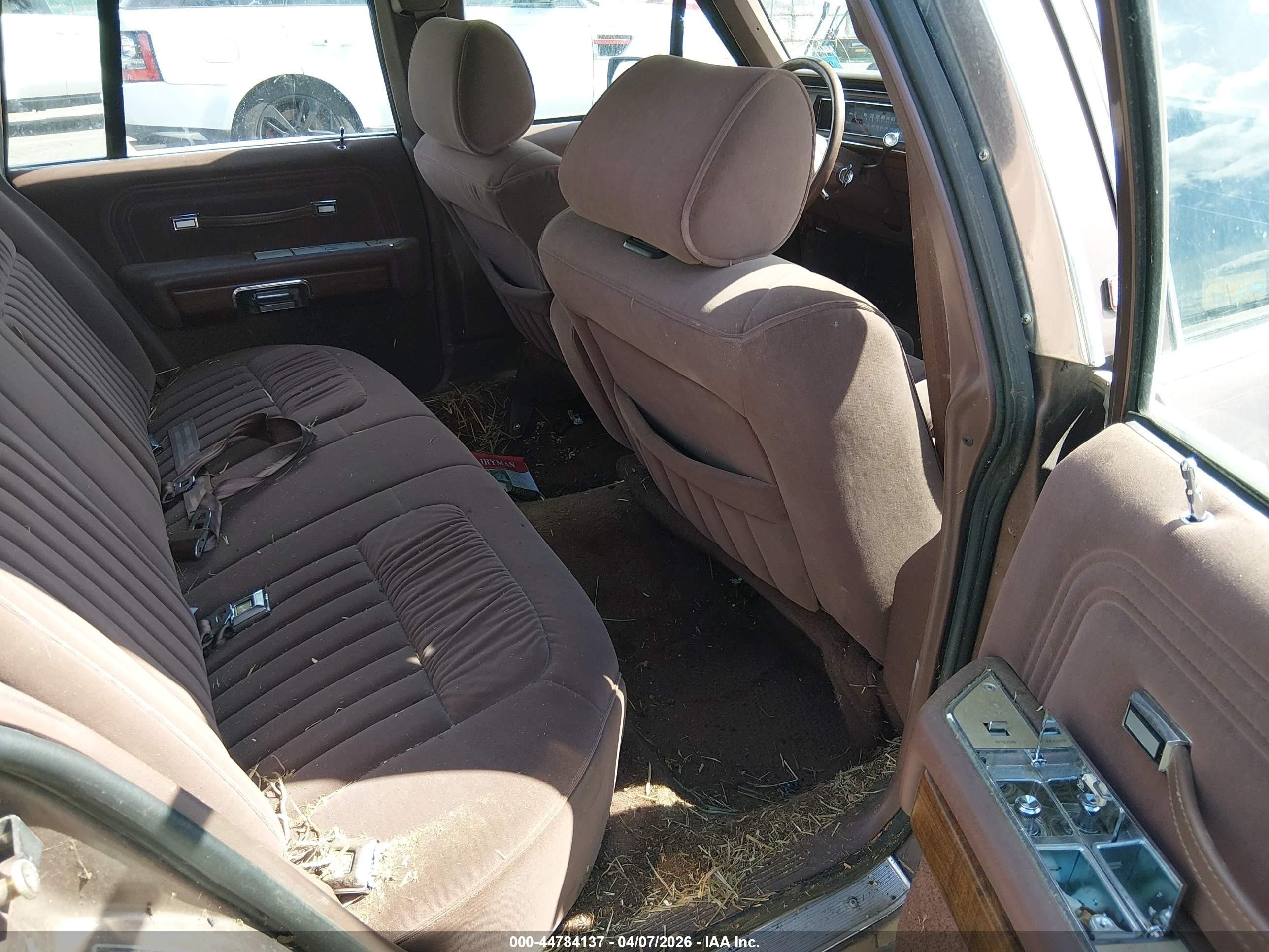 1989 Ford Crown Victoria Lx Brown vin: 2FABP77FXKX166785