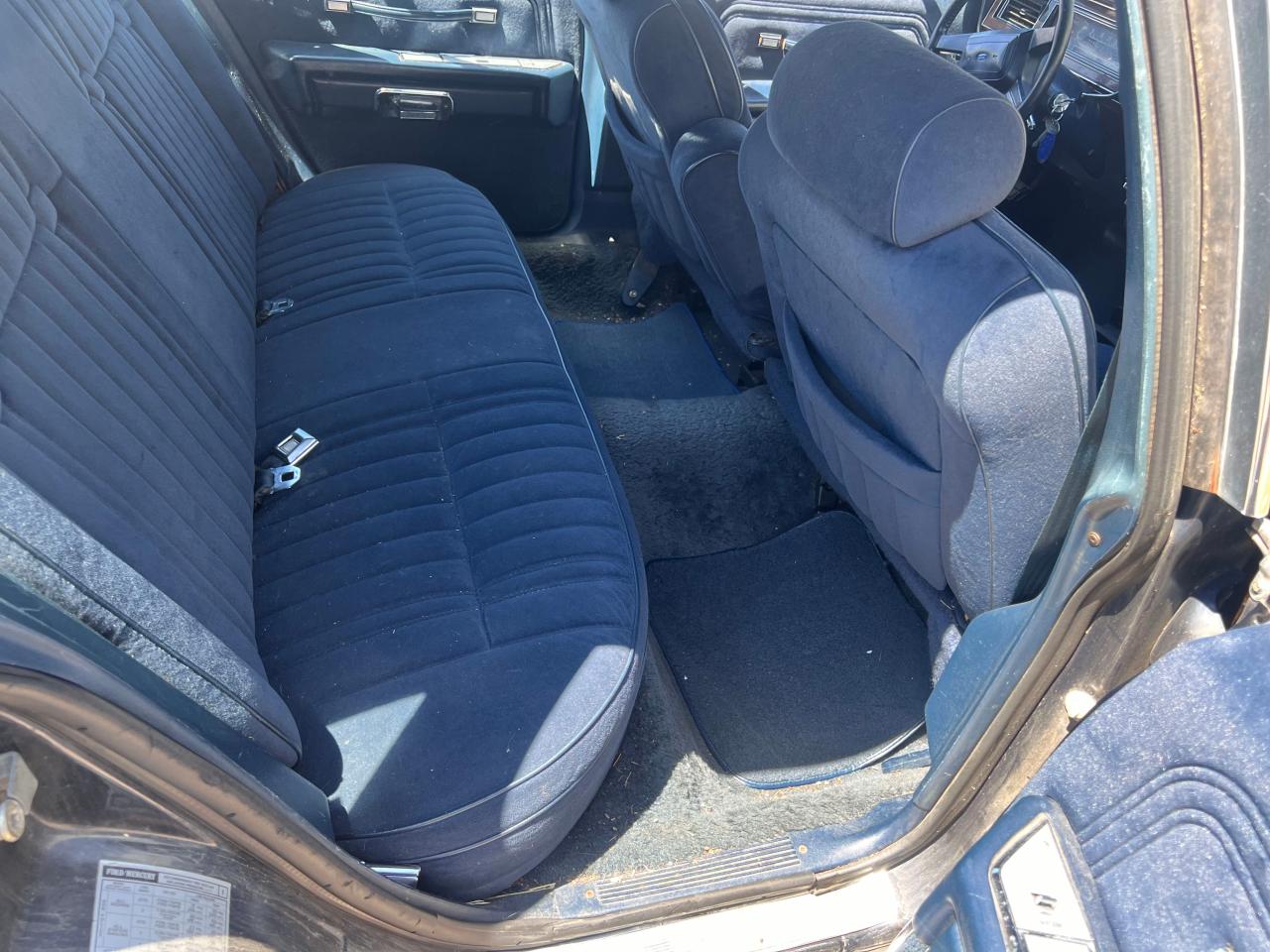 1987 Ford Crown Victoria Country Squire Lx Blue vin: 2FABP79F8HX219148