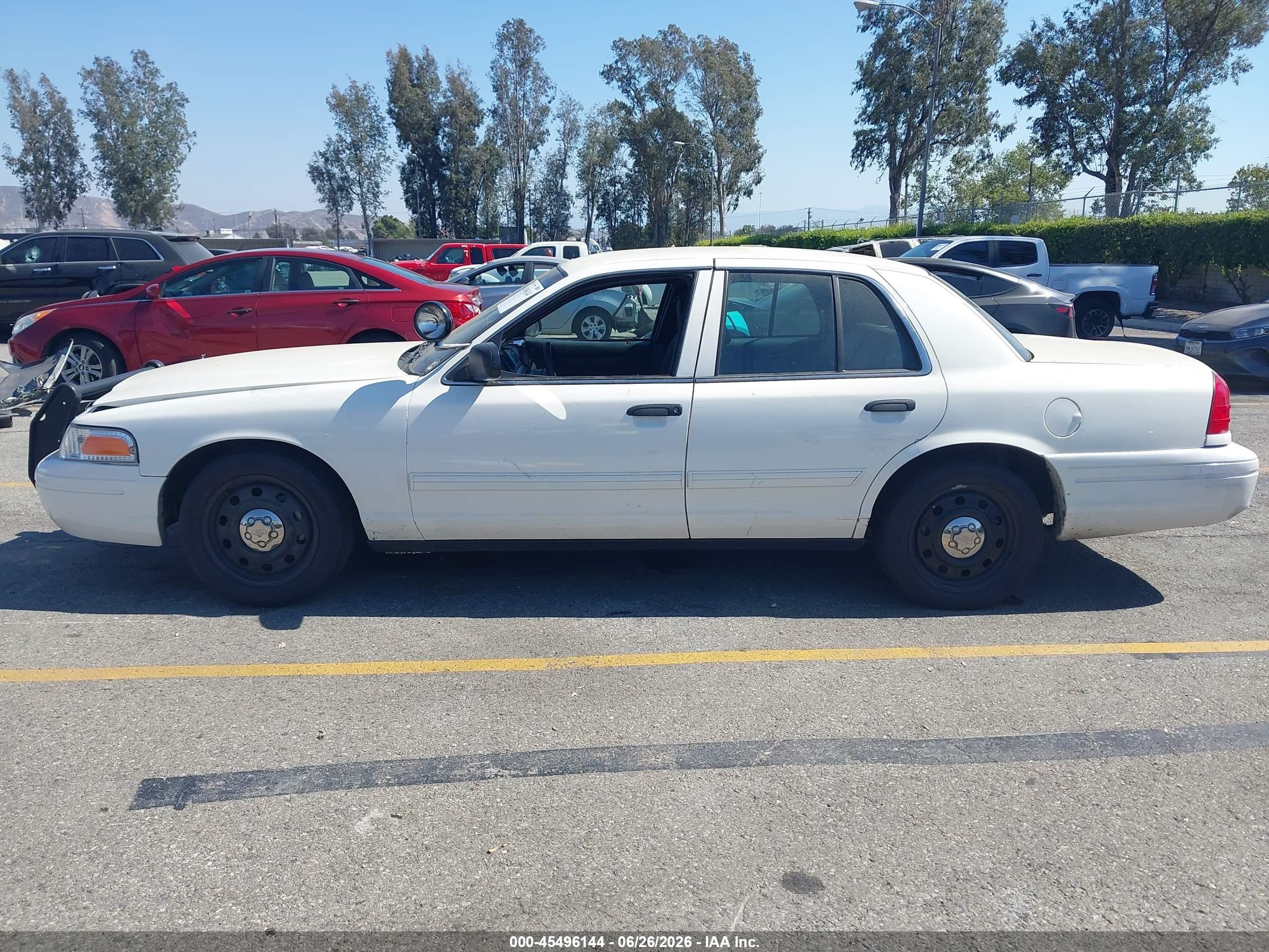 2010 Ford Crown Victoria Police/police Interceptor Белый vin: 2FABP7BV0AX117740