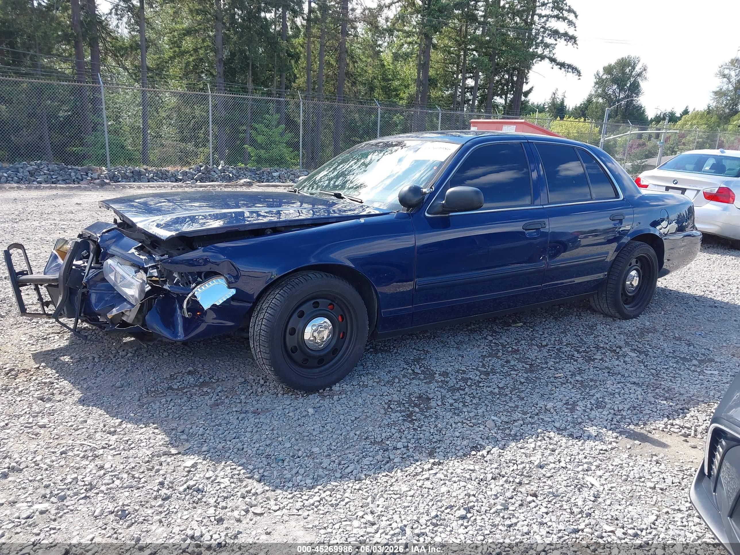 2011 Ford Crown Victoria Police Interceptor Dark Blue vin: 2FABP7BV0BX182735