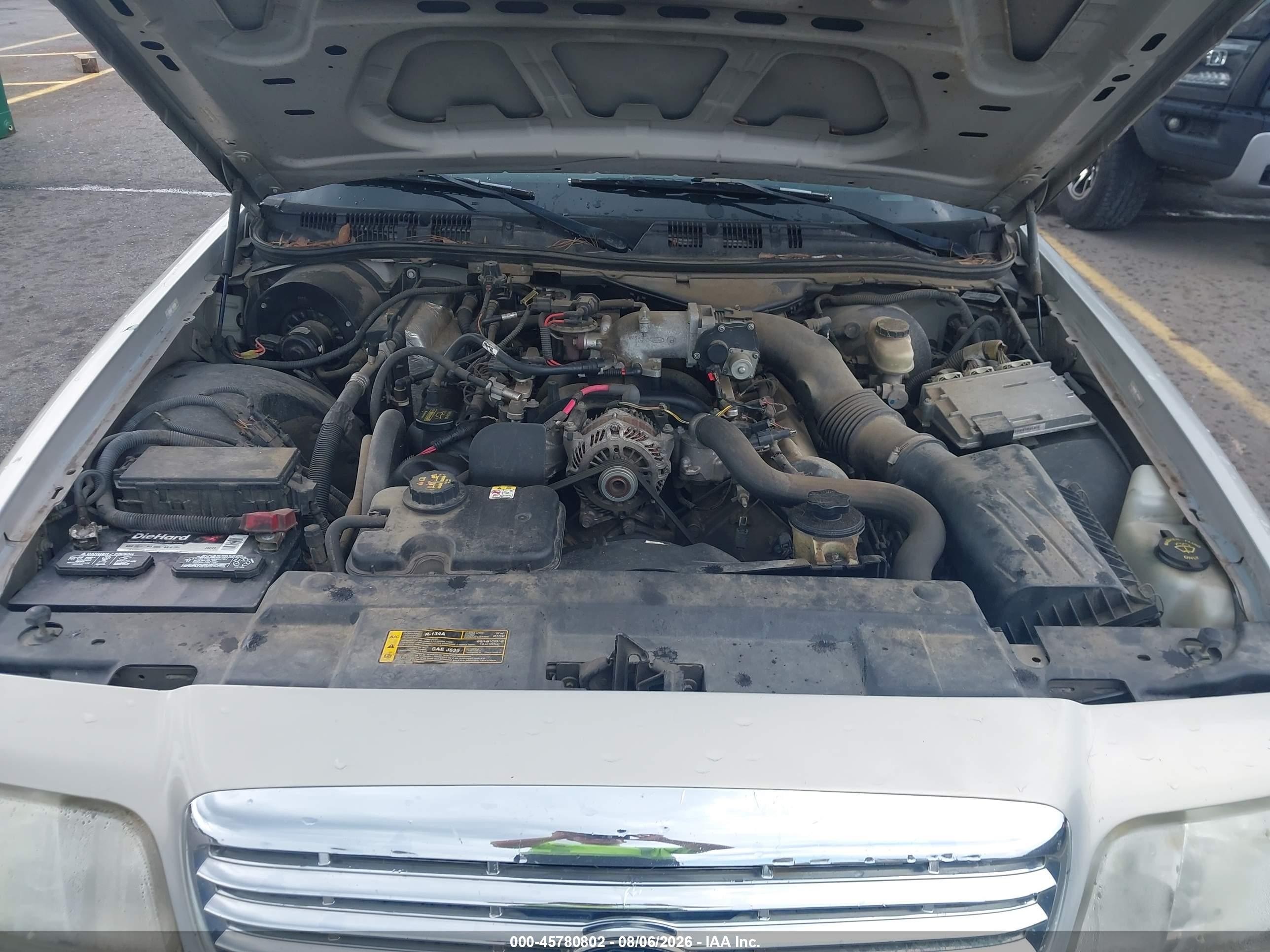 2010 Ford Crown Victoria Police/police Interceptor Silver vin: 2FABP7BV1AX112479