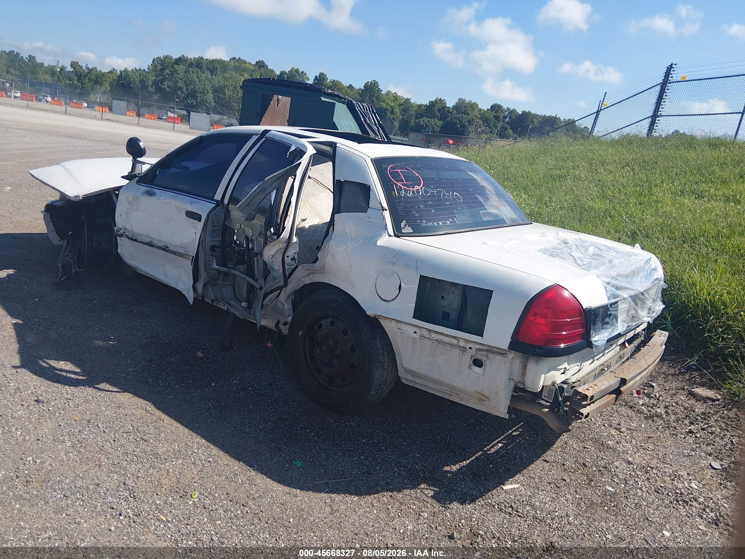 2011 Ford Crown Victoria Police Interceptor White vin: 2FABP7BV1BX111138