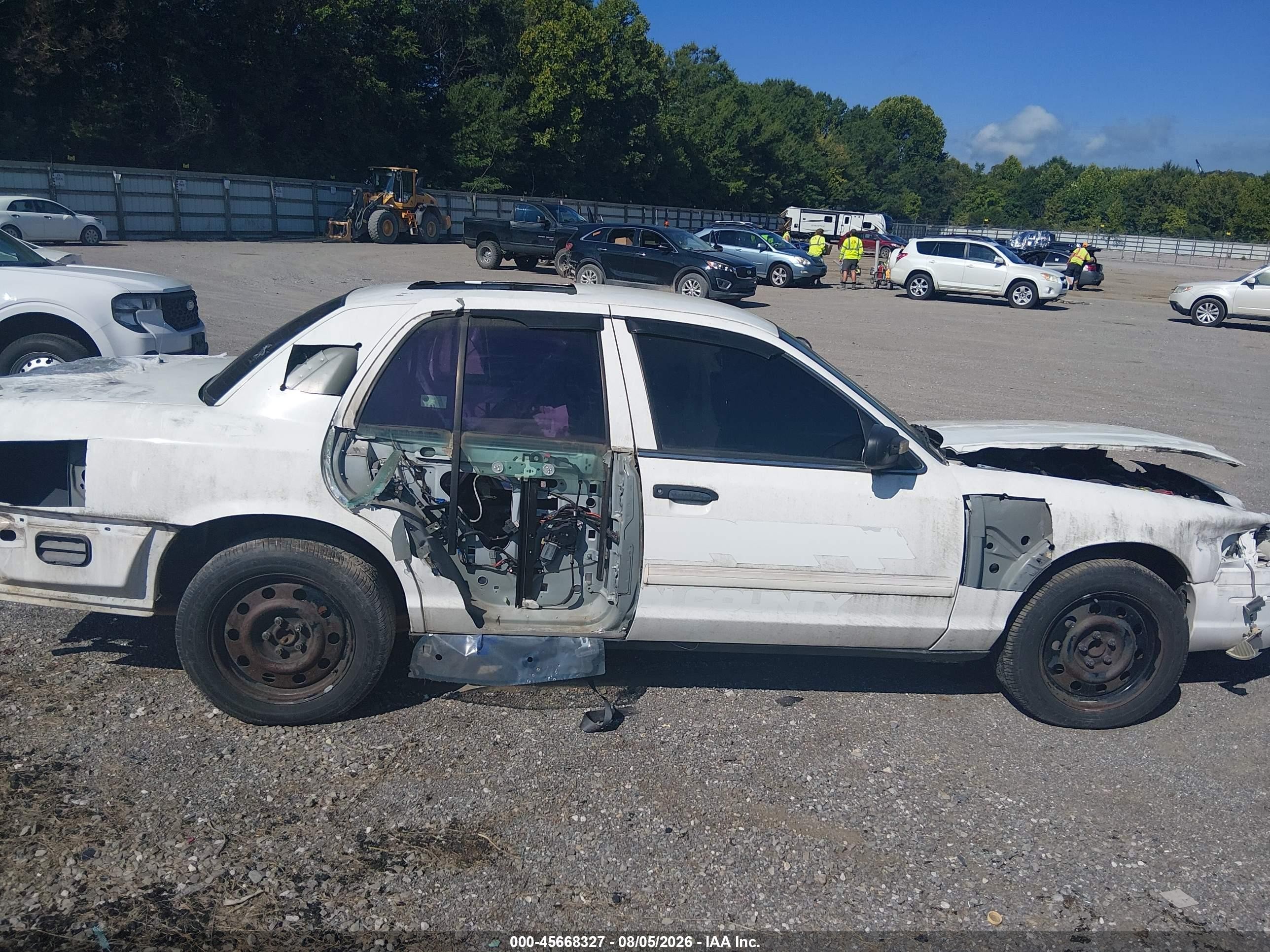 2011 Ford Crown Victoria Police Interceptor White vin: 2FABP7BV1BX111138