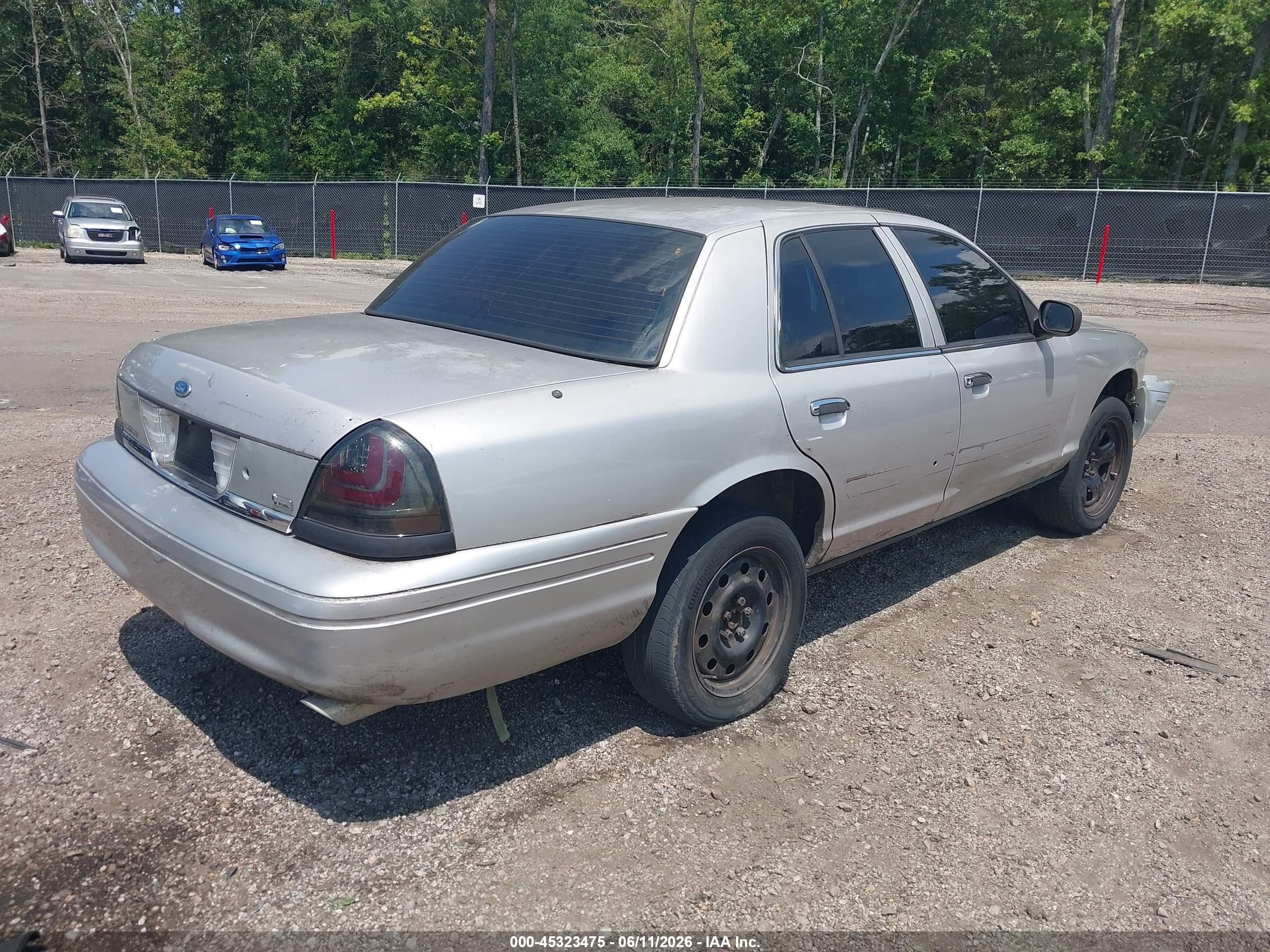 2011 Ford Crown Victoria Police Silver vin: 2FABP7BV1BX125590