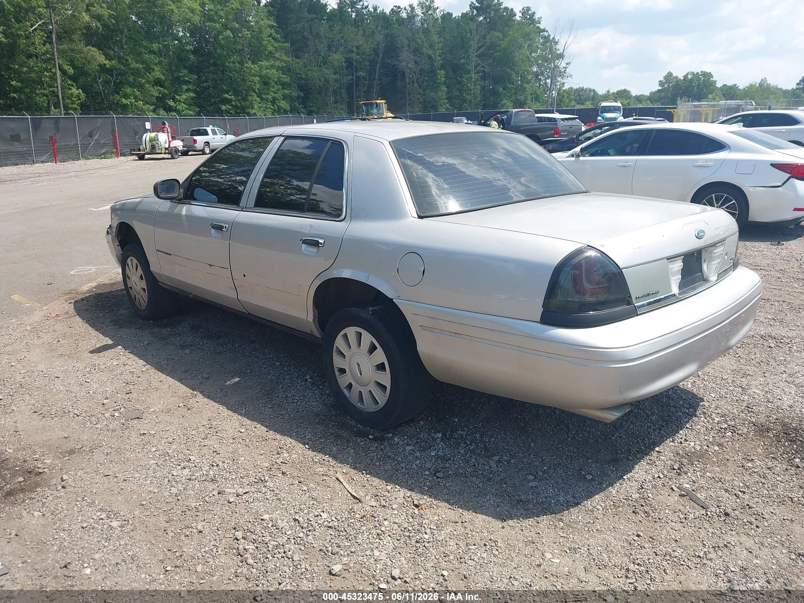 2011 Ford Crown Victoria Police Silver vin: 2FABP7BV1BX125590