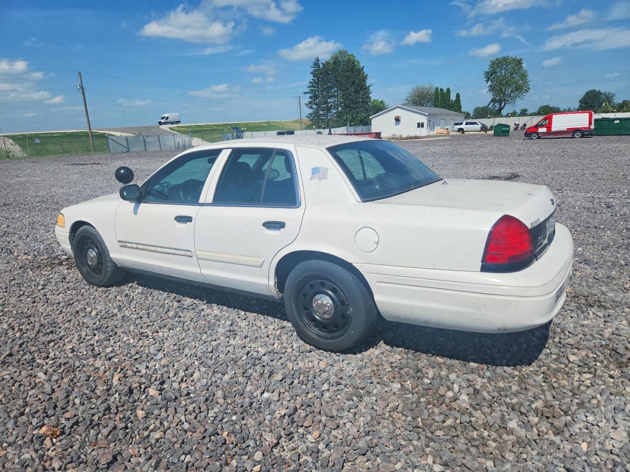 2010 Ford Crown Victoria Police Interceptor White vin: 2FABP7BV2AX101958