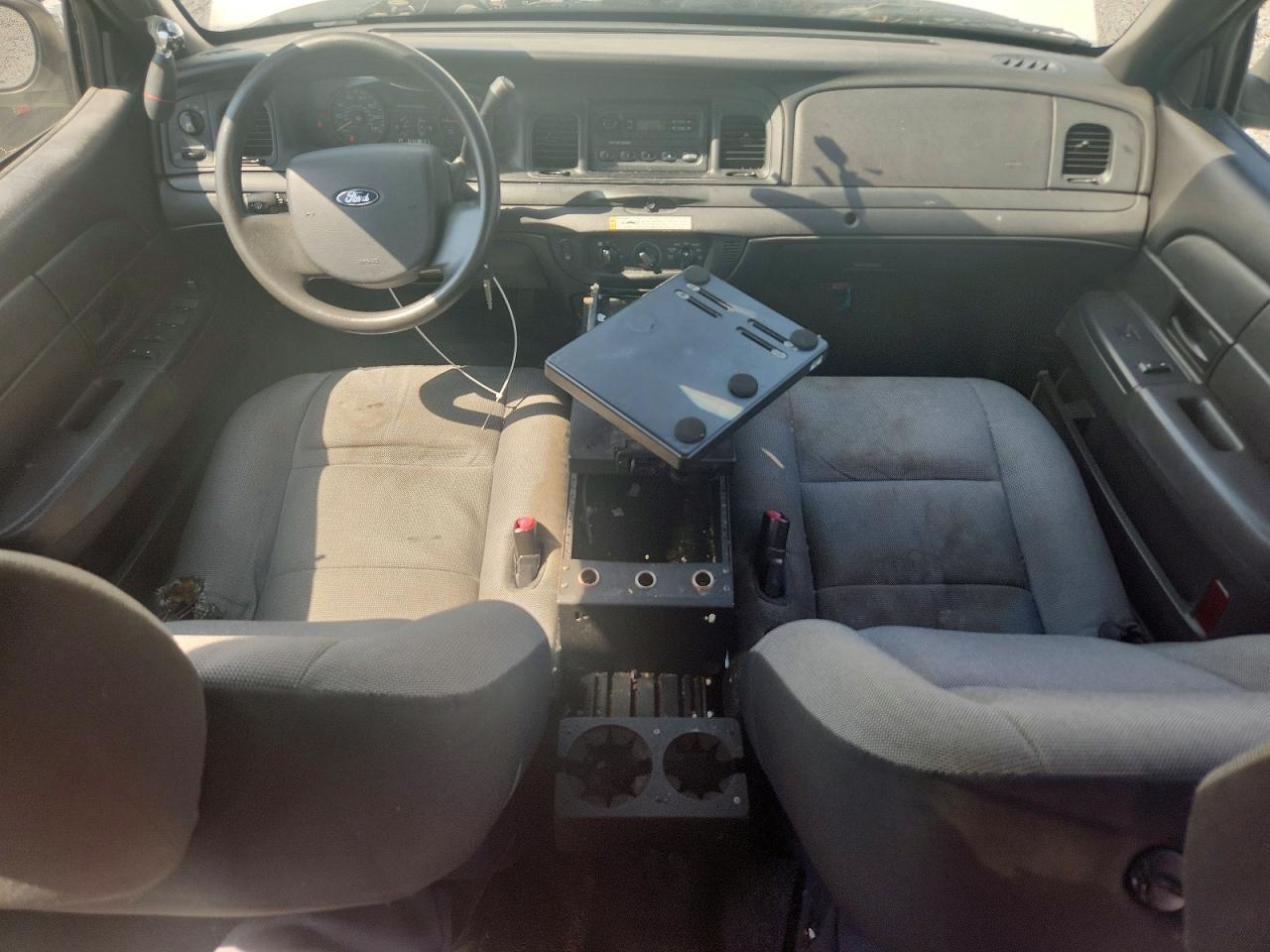 2010 Ford Crown Victoria Police Interceptor White vin: 2FABP7BV2AX101958