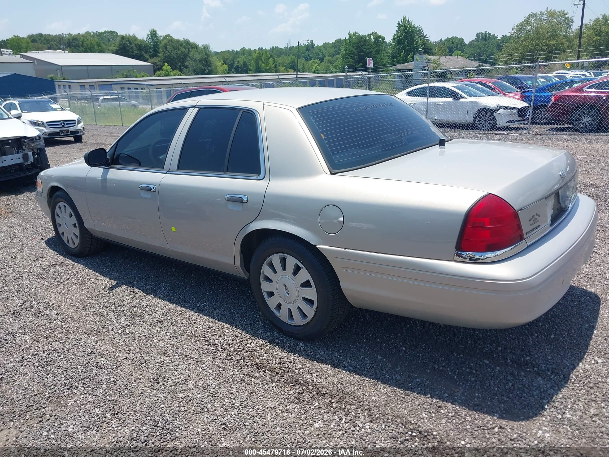 2010 Ford Crown Victoria Police Interceptor Silver vin: 2FABP7BV2AX127878