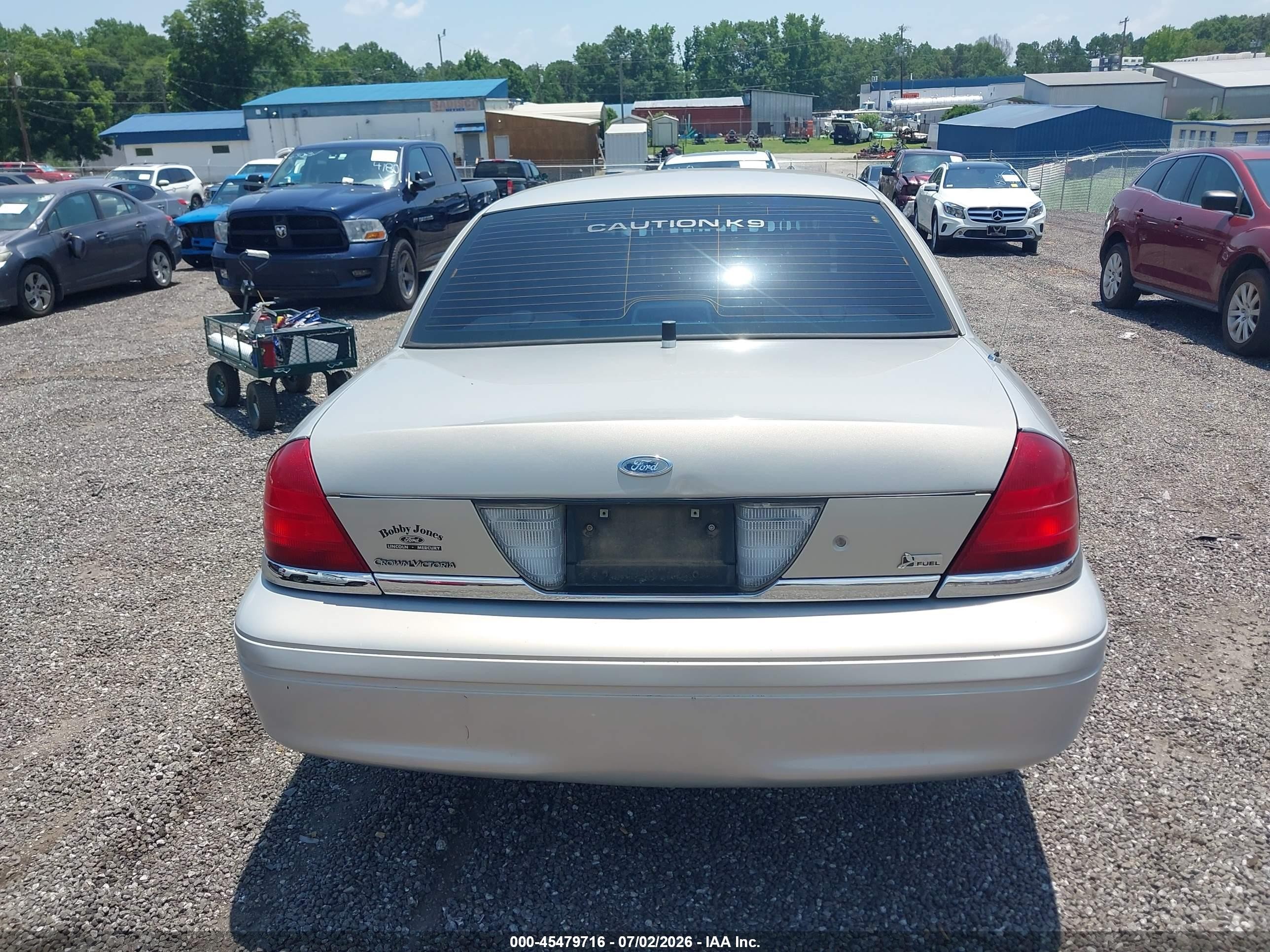 2010 Ford Crown Victoria Police Interceptor Silver vin: 2FABP7BV2AX127878