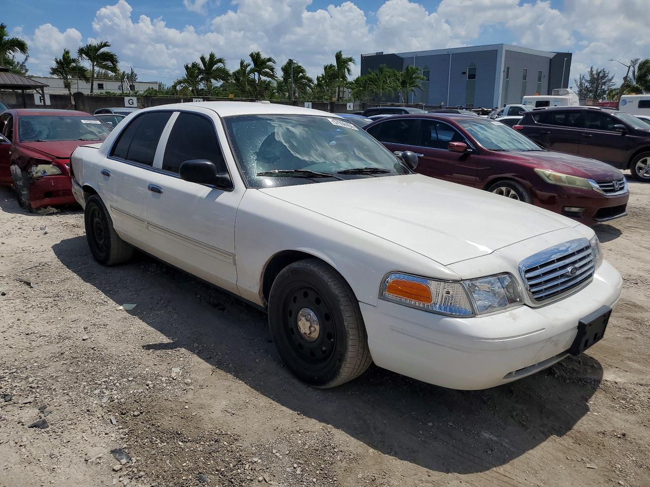 2010 Ford Crown Victoria Police Interceptor White vin: 2FABP7BV2AX135608