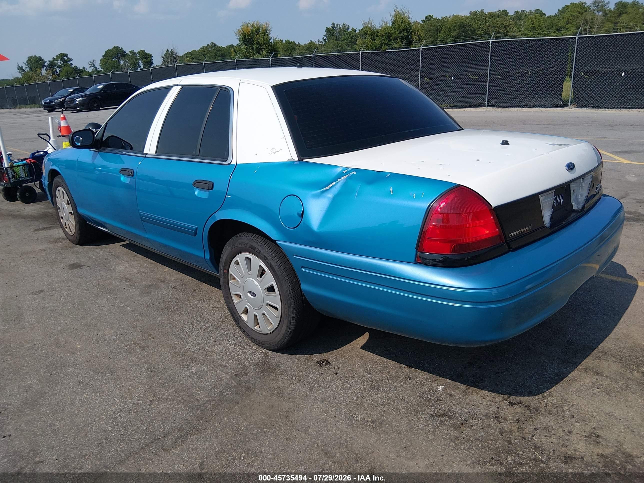 2011 Ford Crown Victoria Police Interceptor Blue vin: 2FABP7BV2BX111326